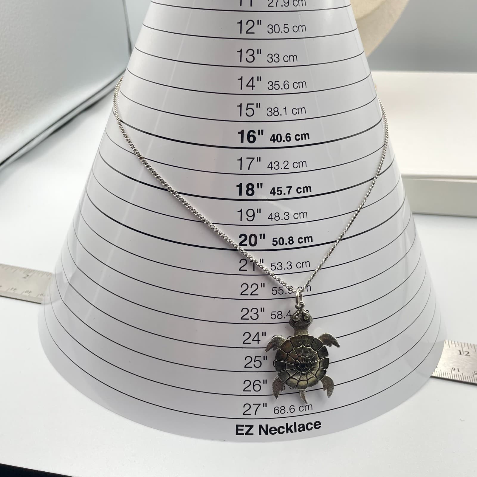 Vintage Articulated Sea Turtle Pendant Necklace Moving Legs Silver Tone Chain - Thumbnail 9