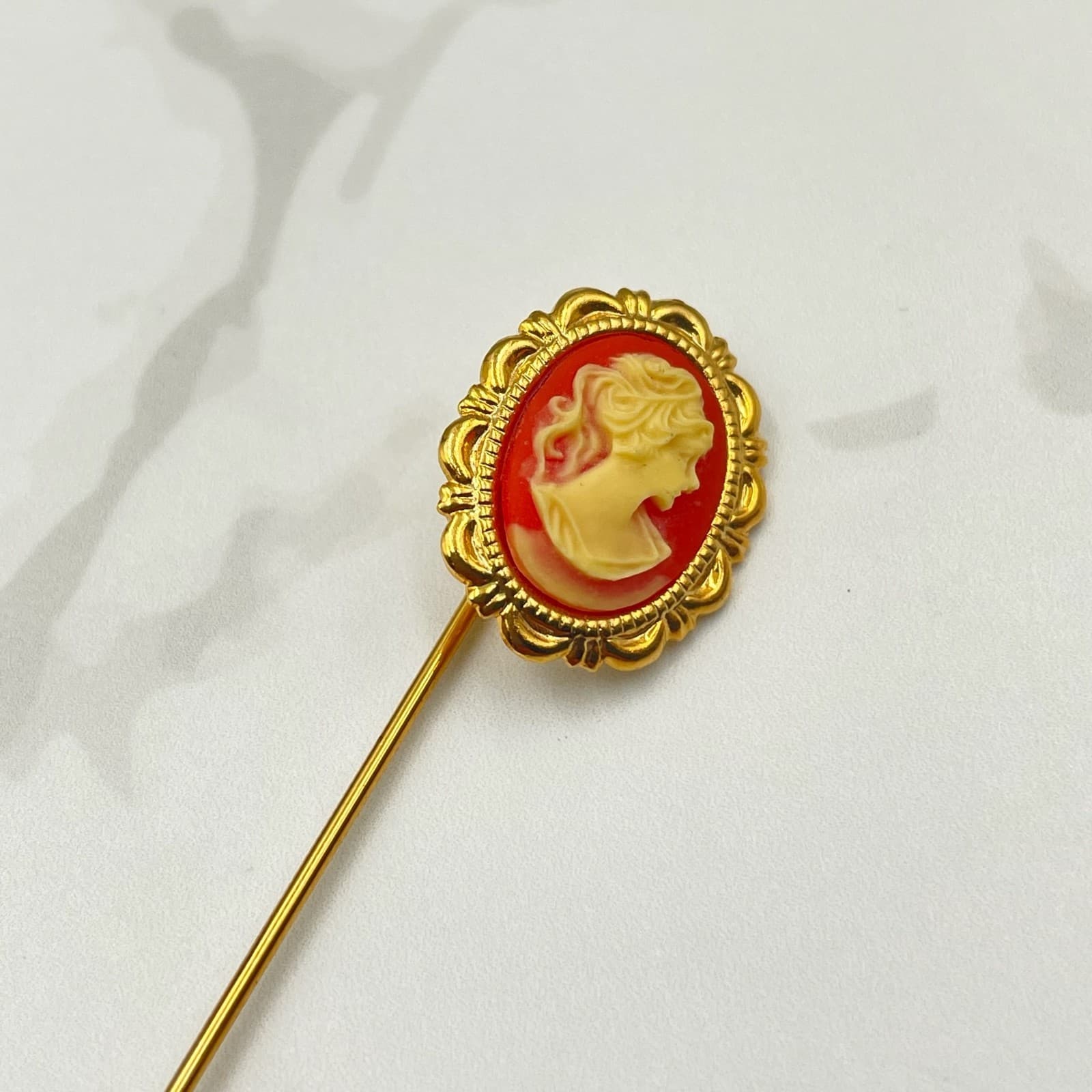 Vintage VTG Cameo Hat Pin Stick Pin Gold Tone White Portrait 2 3/4" Long Classic - Thumbnail 8