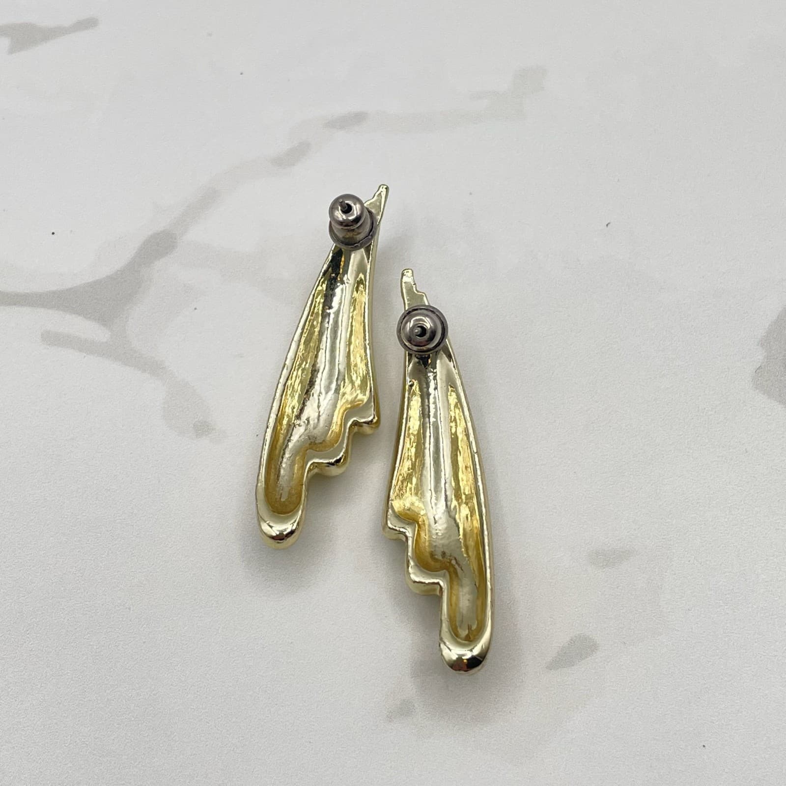 Vintage VTG Gold Tone Dangle Earrings Shiny Abstract Wing Mid-Century Modern - Thumbnail 3