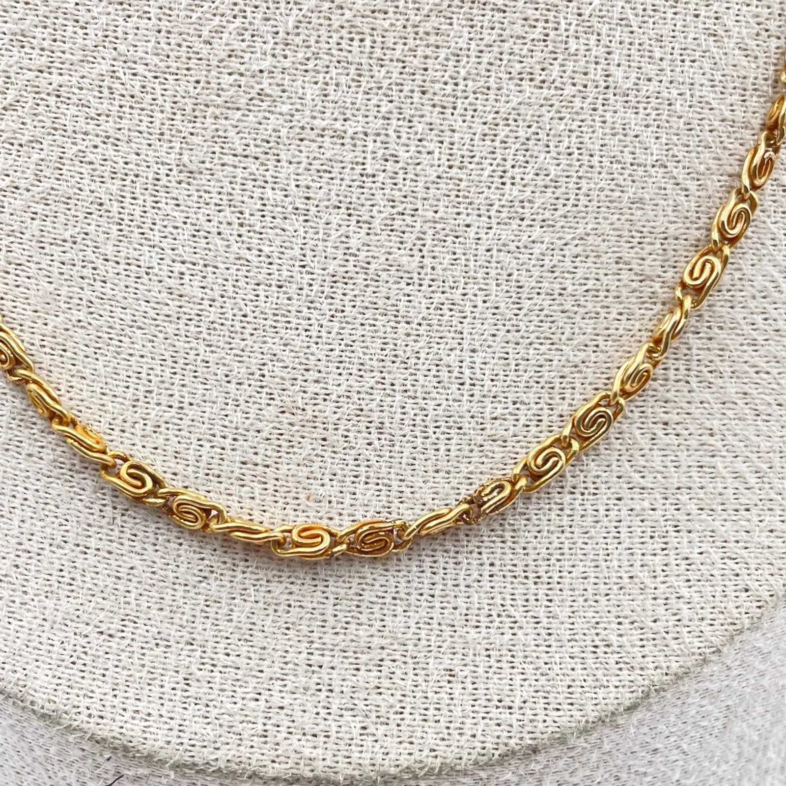 Vintage Gold Over S-Link Scroll Chain Necklace 18" Layering Choker Dainty - Thumbnail 4