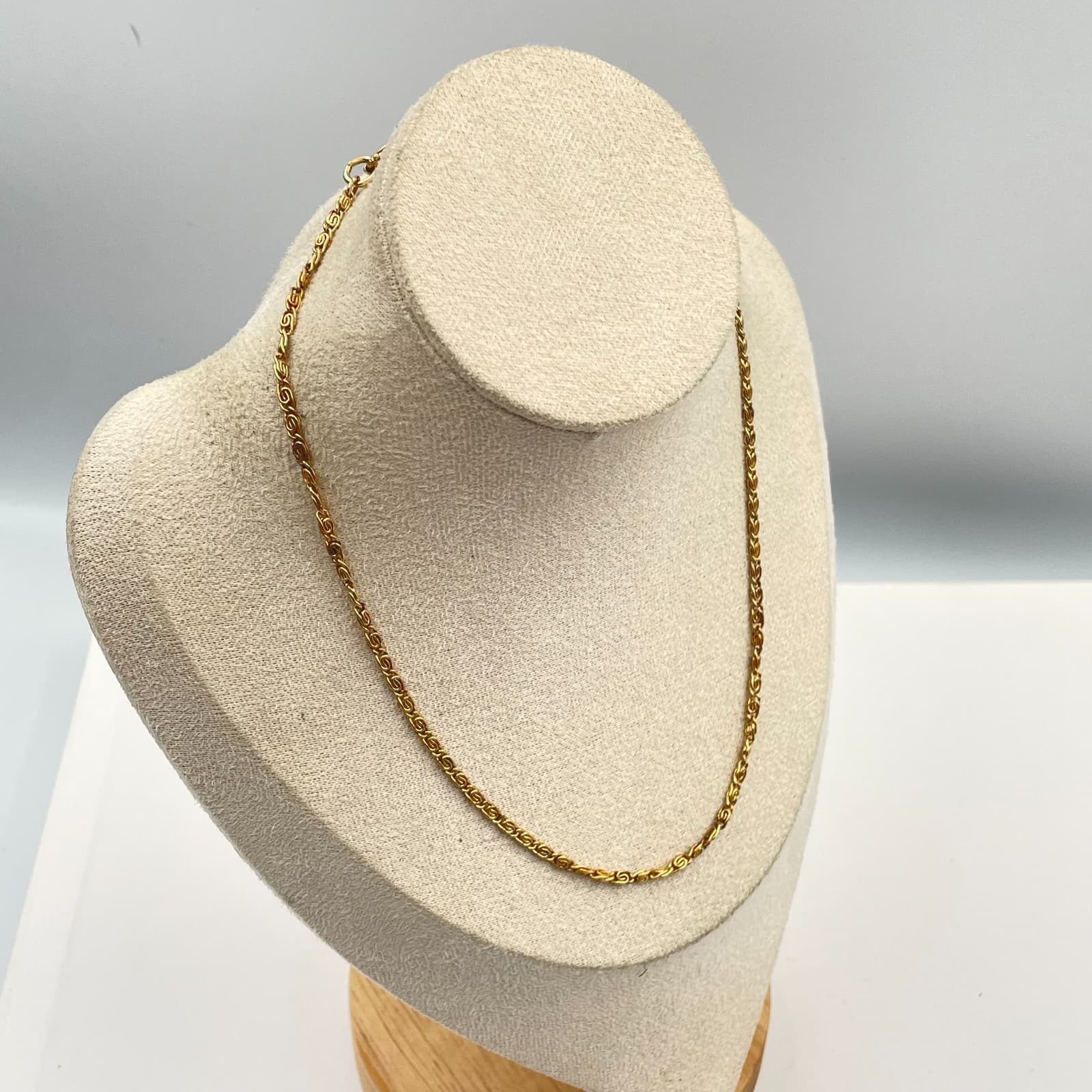 Vintage Gold Over S-Link Scroll Chain Necklace 18" Layering Choker Dainty - Thumbnail 5