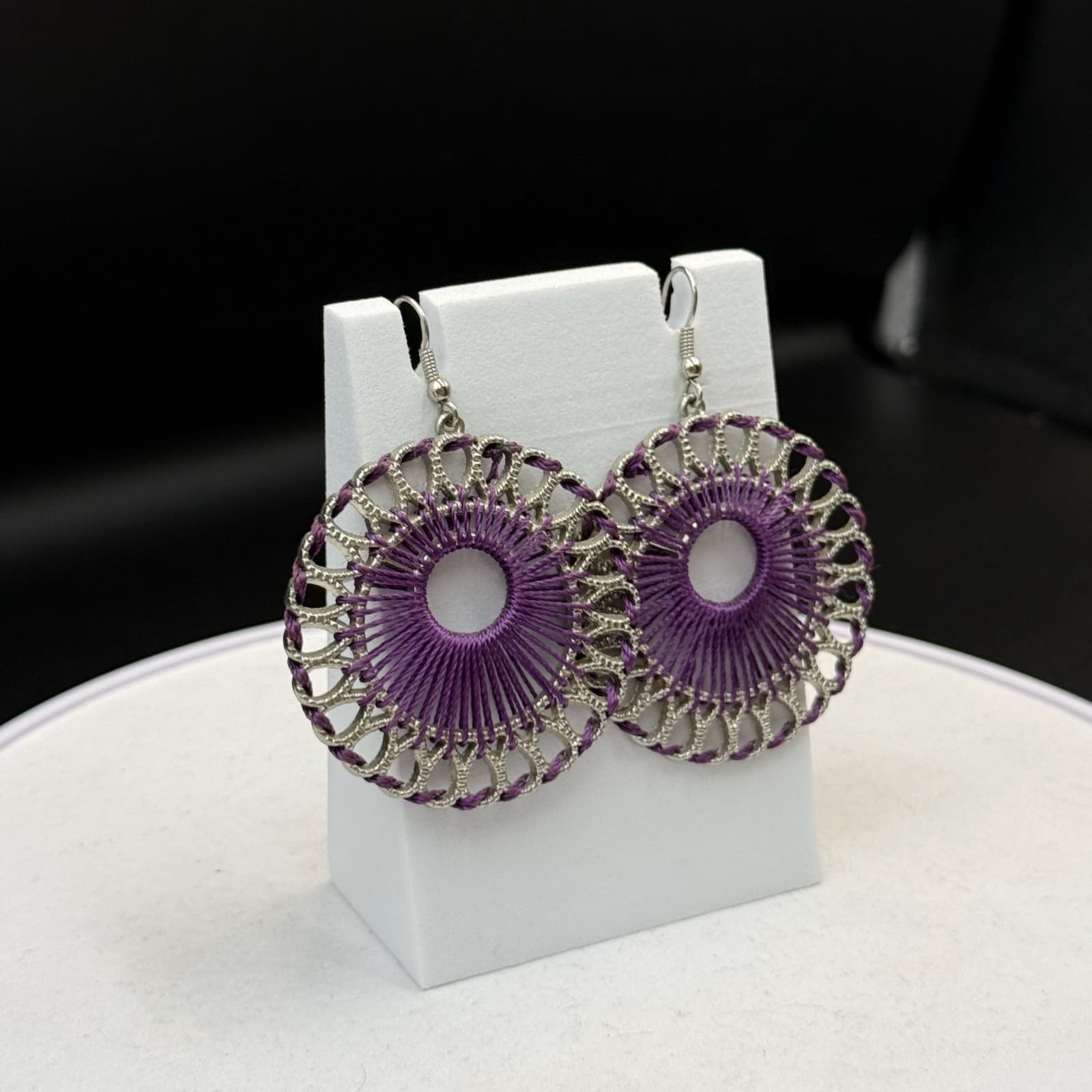Vintage Silver-Tone Purple Threaded Open Circle Classic Dangle Earrings - Thumbnail 9