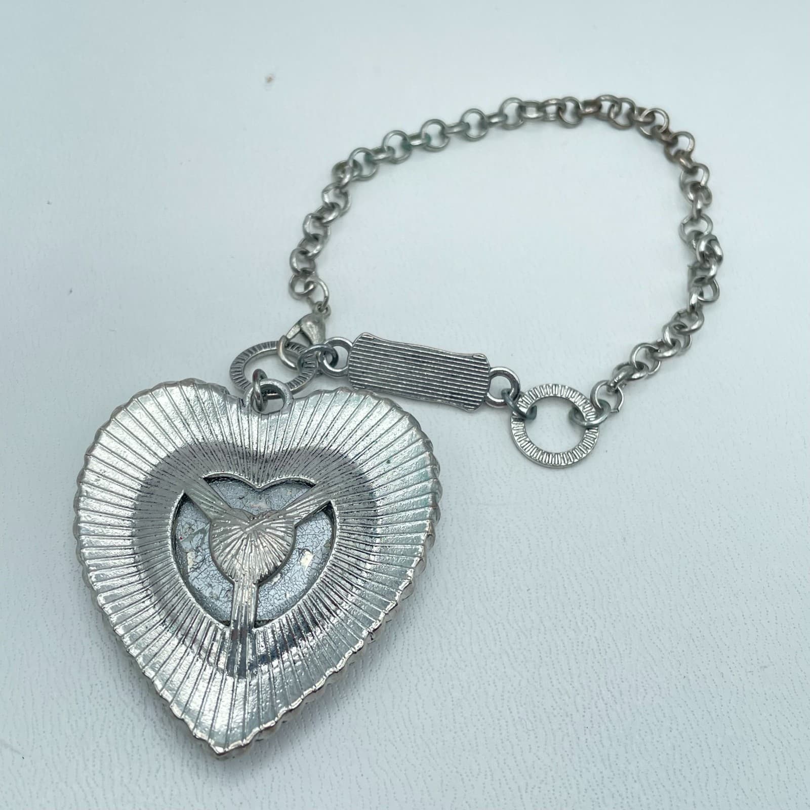 Vintage 90s Silver Tone Rope Border Iridescent Heart Charm Bracelet Jewelry - Thumbnail 2