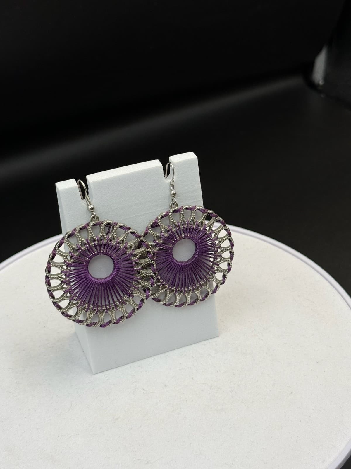 Vintage Silver-Tone Purple Threaded Open Circle Classic Dangle Earrings - Thumbnail 10