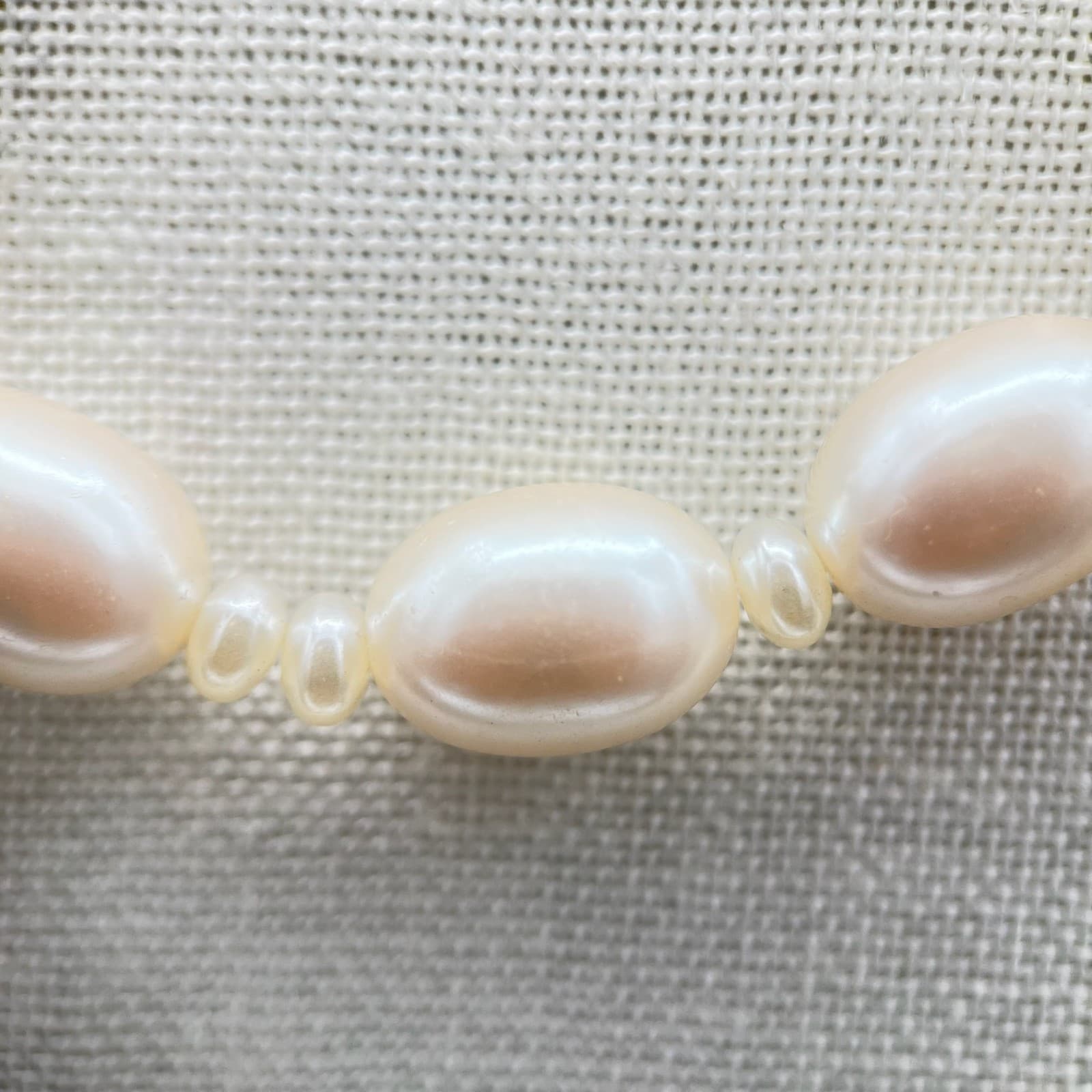 Vintage Elegant Faux Pearl Bead Necklace Classic Y2K Bridal Chic - Thumbnail 4