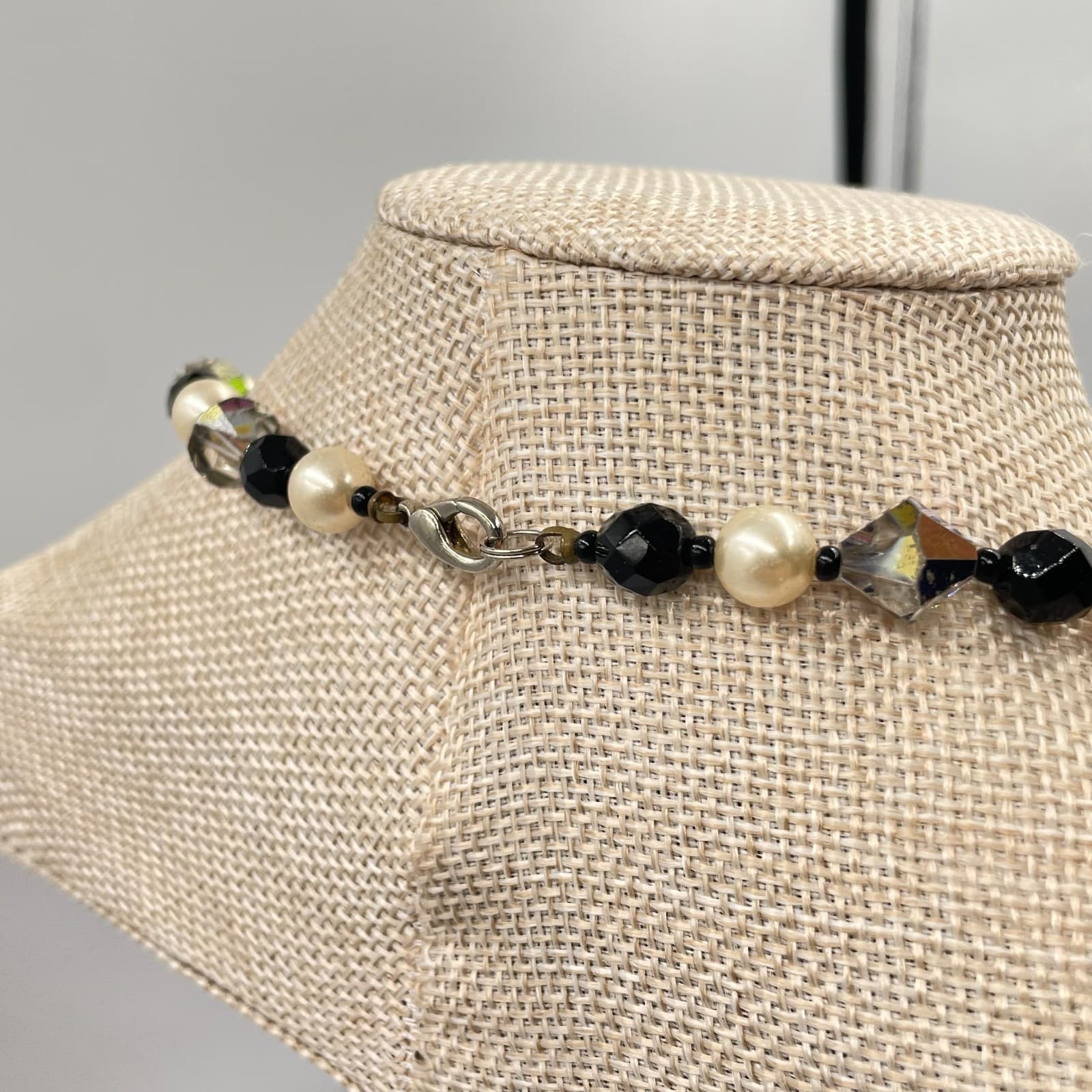 VTG Crystal Pearl Necklace Black Cream Iridescent Bicone Long Beaded - Thumbnail 6