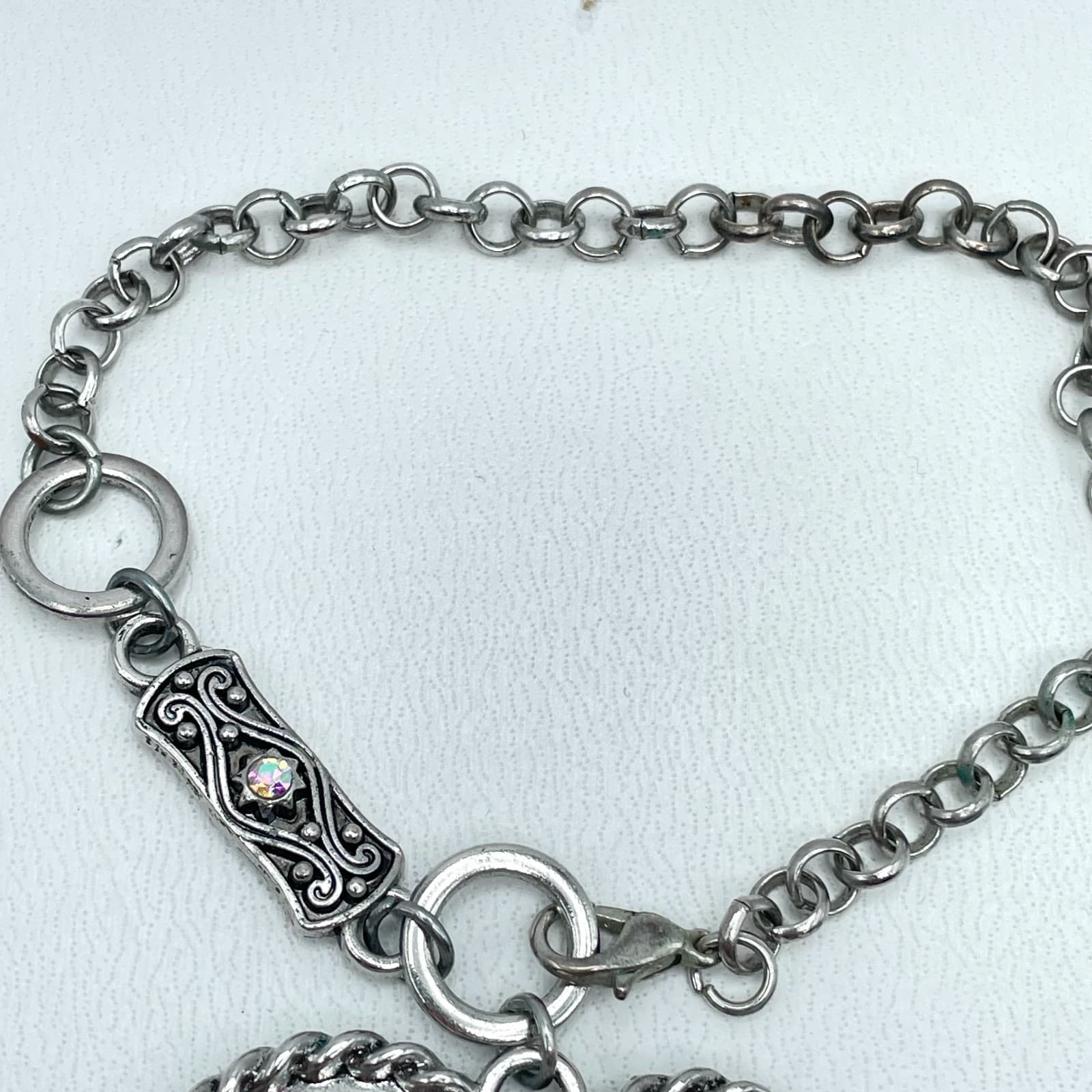 Vintage 90s Silver Tone Rope Border Iridescent Heart Charm Bracelet Jewelry - Thumbnail 4