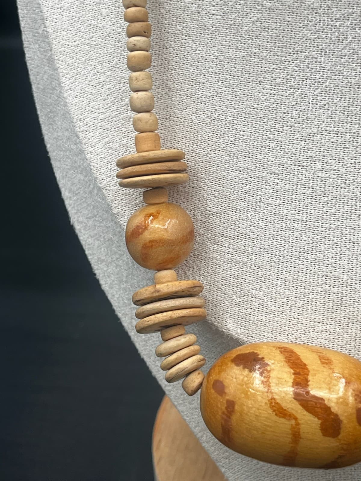 Vintage Chunky Light Wood Bead Statement Necklace Boho Natural Artisan Style - Thumbnail 5