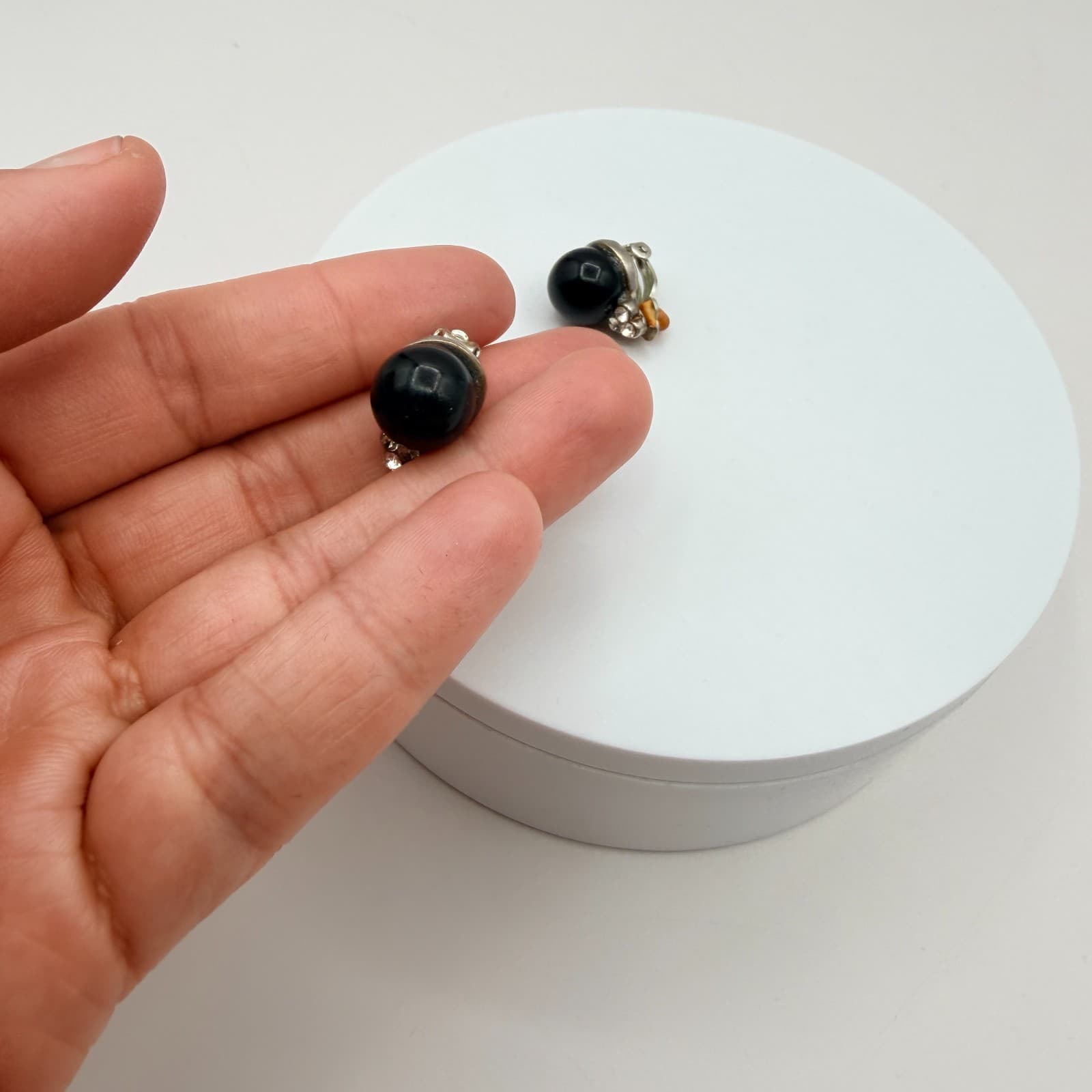 Vintage Y2K Silver Tone Black Orb Rhinestone Earrings Women's Classic Jewelry - Thumbnail 8