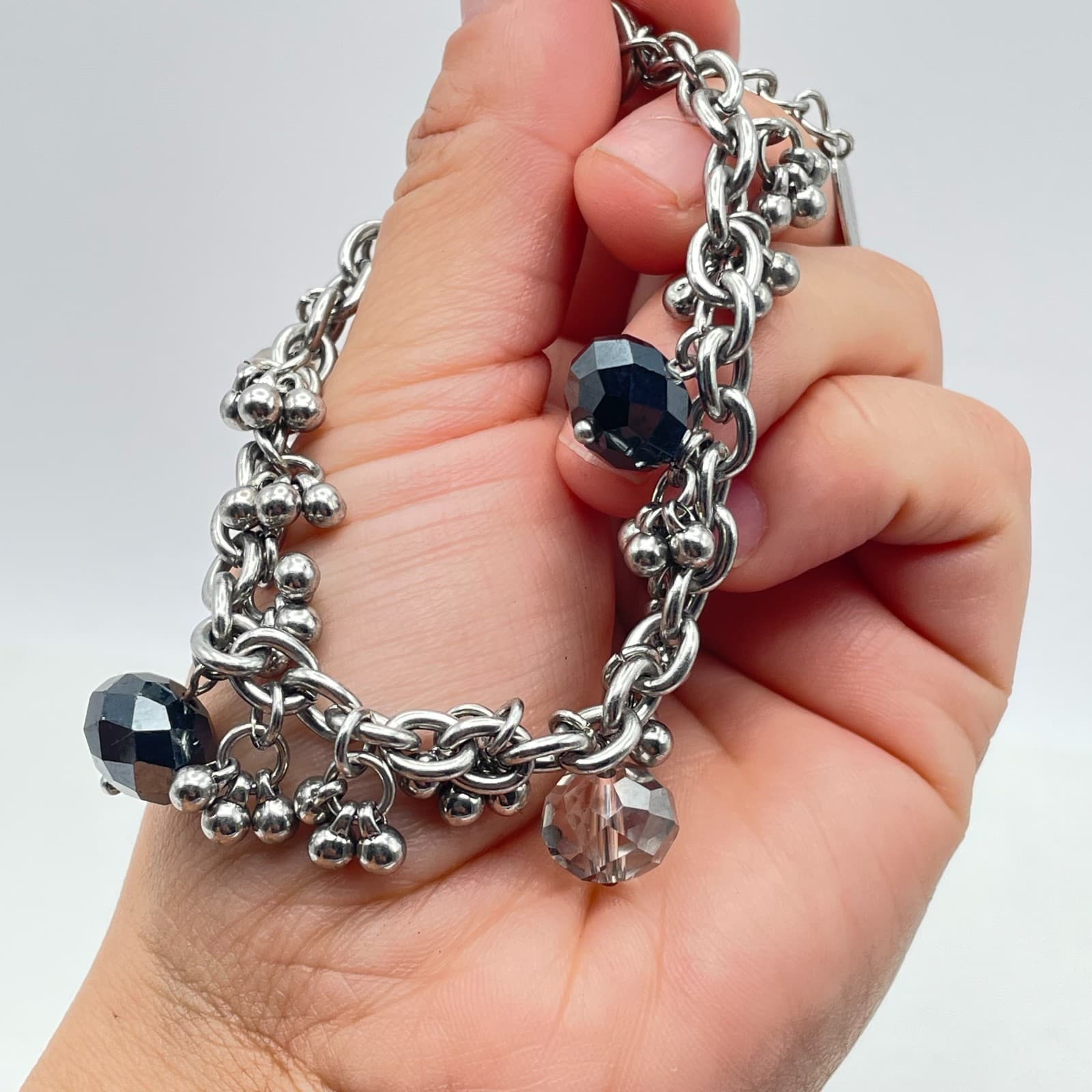 Vintage Y2K Coldwater Creek Silver Tone Gray Black Dangle Charm Bracelet Jewelry - Thumbnail 3