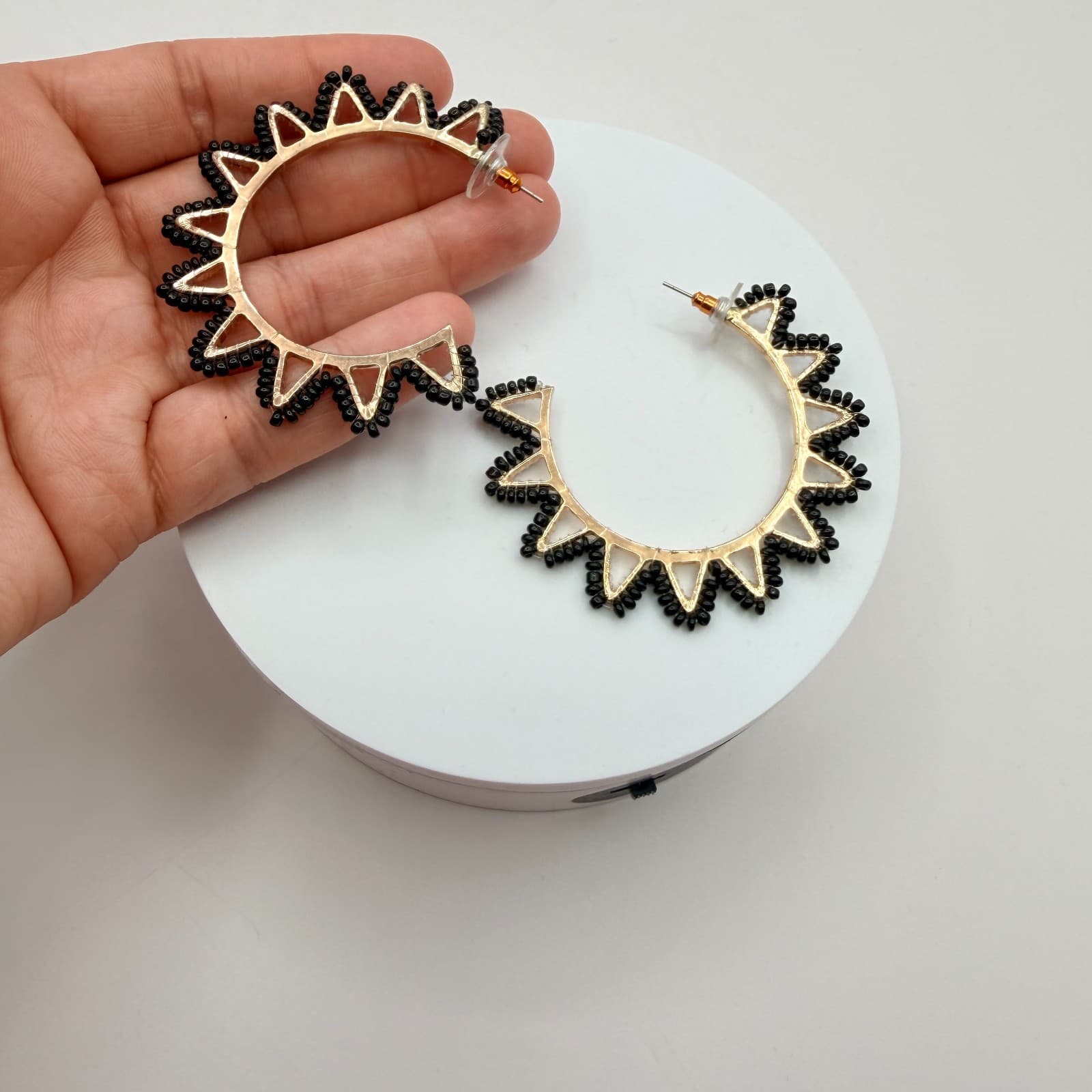 Vintage Y2K Gold Tone Black Beaded Hoop Sunburst Spike Earrings Women's Jewelry - Thumbnail 8