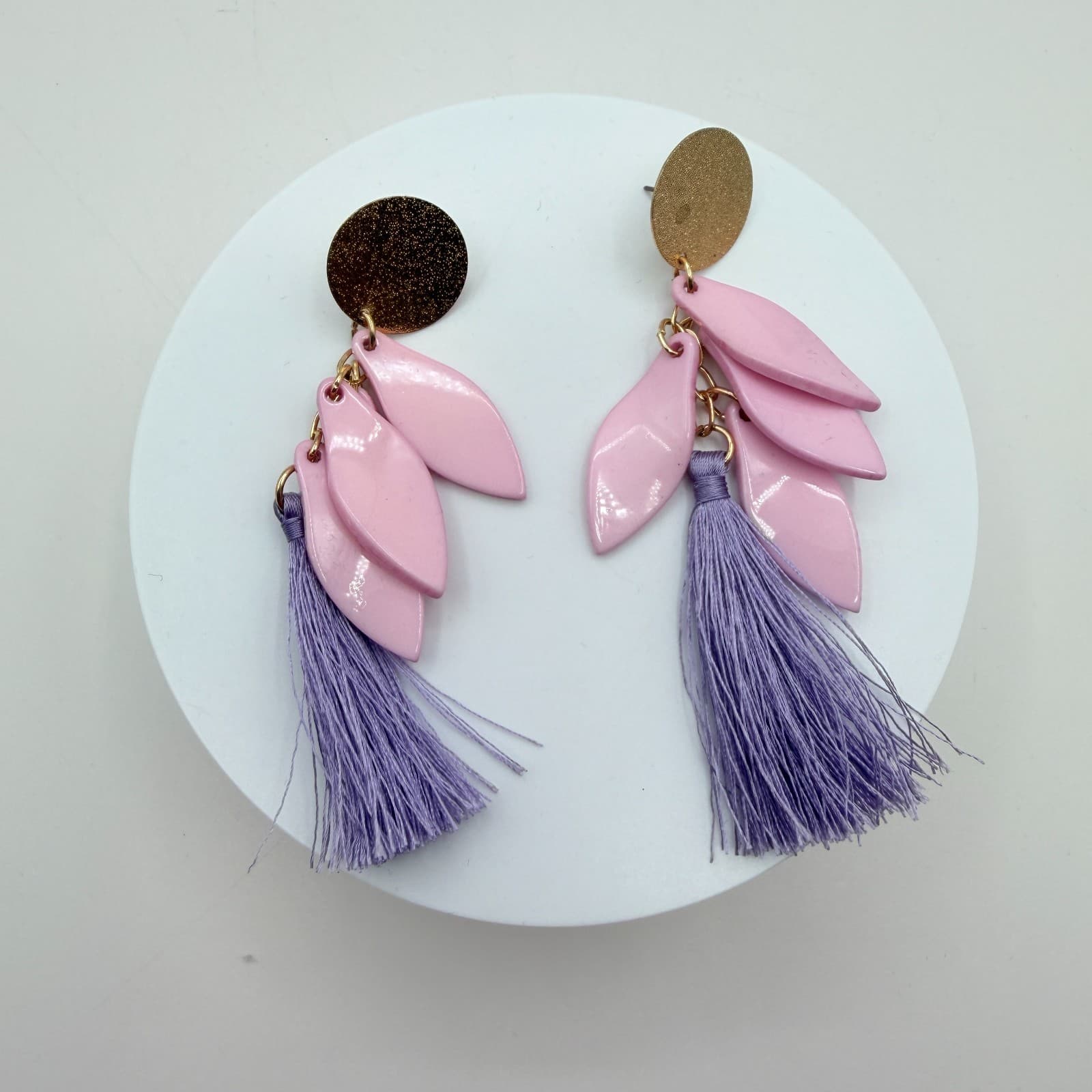Vintage 90s Pink Leaf Lavender Purple Tassel Dangle Earrings Fringe Jewelry - Thumbnail 2