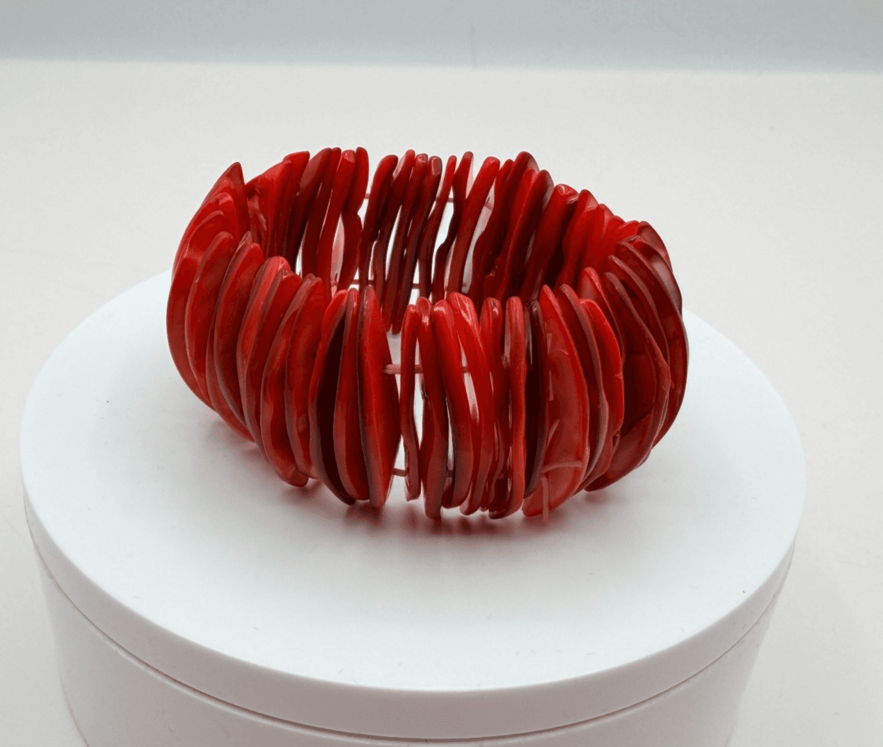 Vintage Y2K Red Mother of Pearl Shell Stretch Bracelet Statement Women's Jewelry - Thumbnail 2