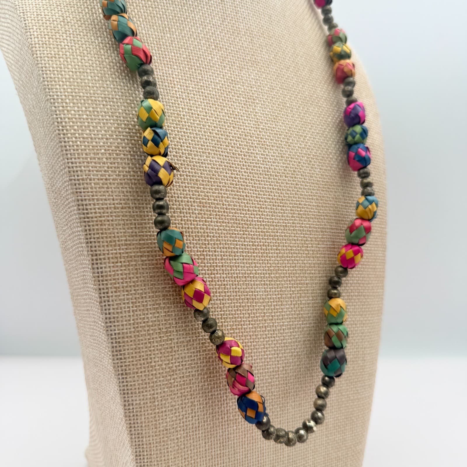 Vintage 90s Beaded Necklace Statement Boho Women's Classic Fashion Jewelry - Thumbnail 4