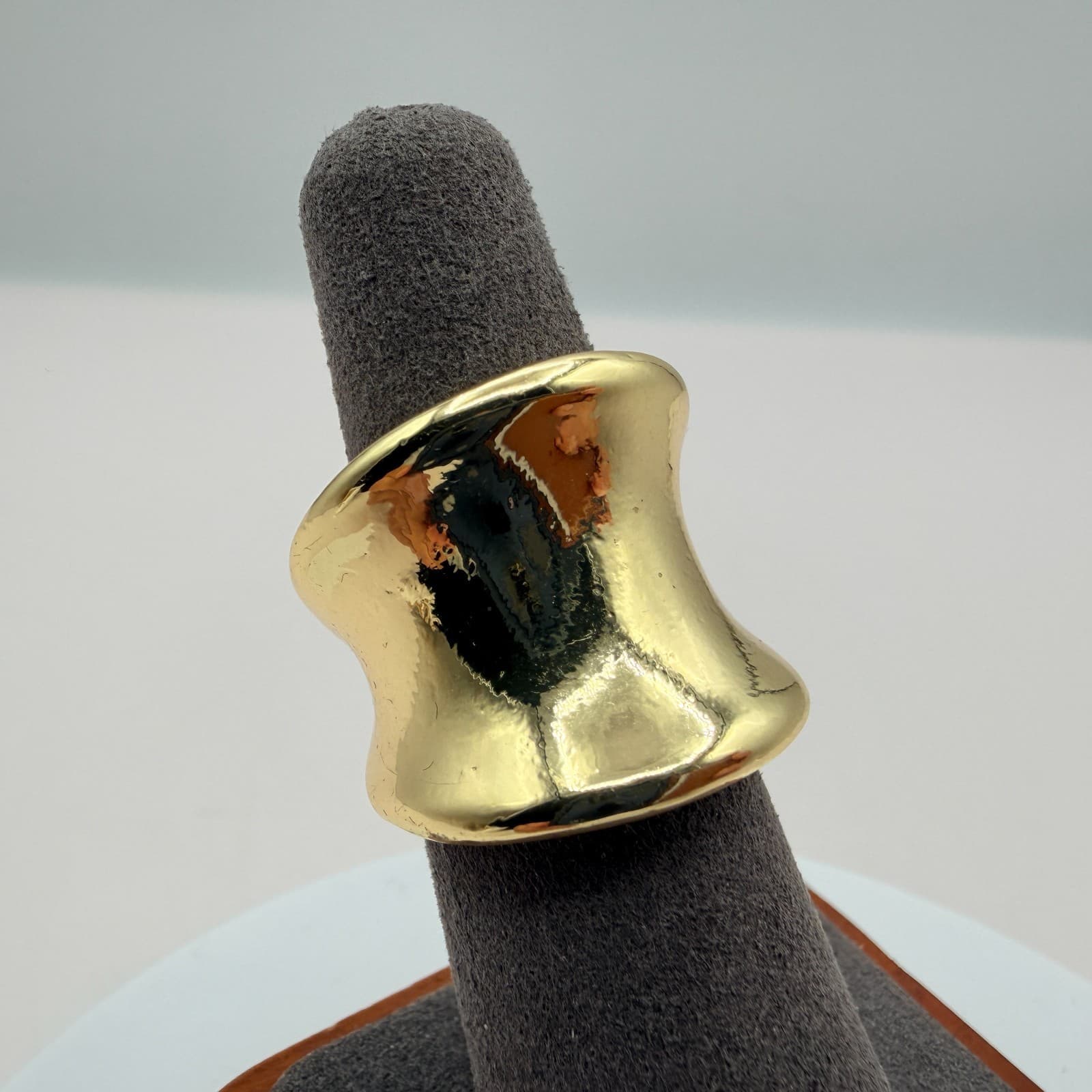 Vintage 90s Gold Tone Chunky Wide Concave Ring Statement Women's Fashion Jewelry - Thumbnail 4