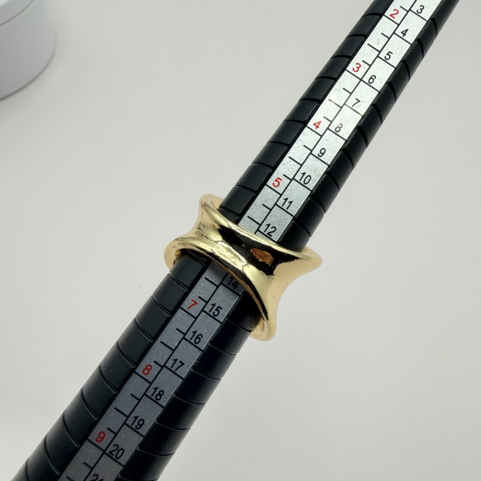 Vintage 90s Gold Tone Chunky Wide Concave Ring Statement Women's Fashion Jewelry - Thumbnail 7