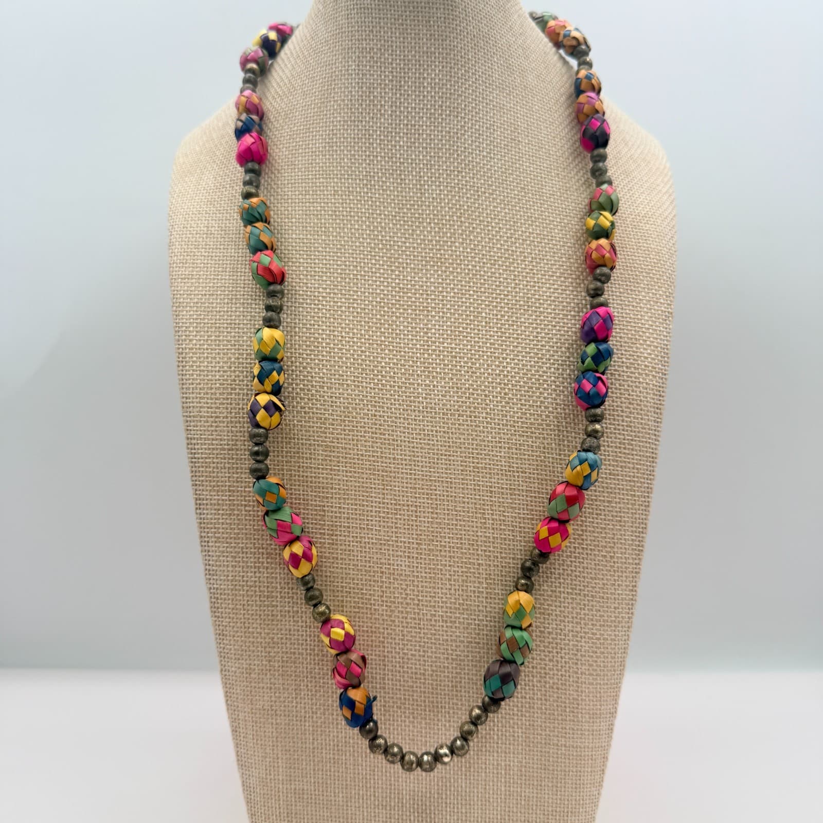 Vintage 90s Beaded Necklace Statement Boho Women's Classic Fashion Jewelry - Thumbnail 2