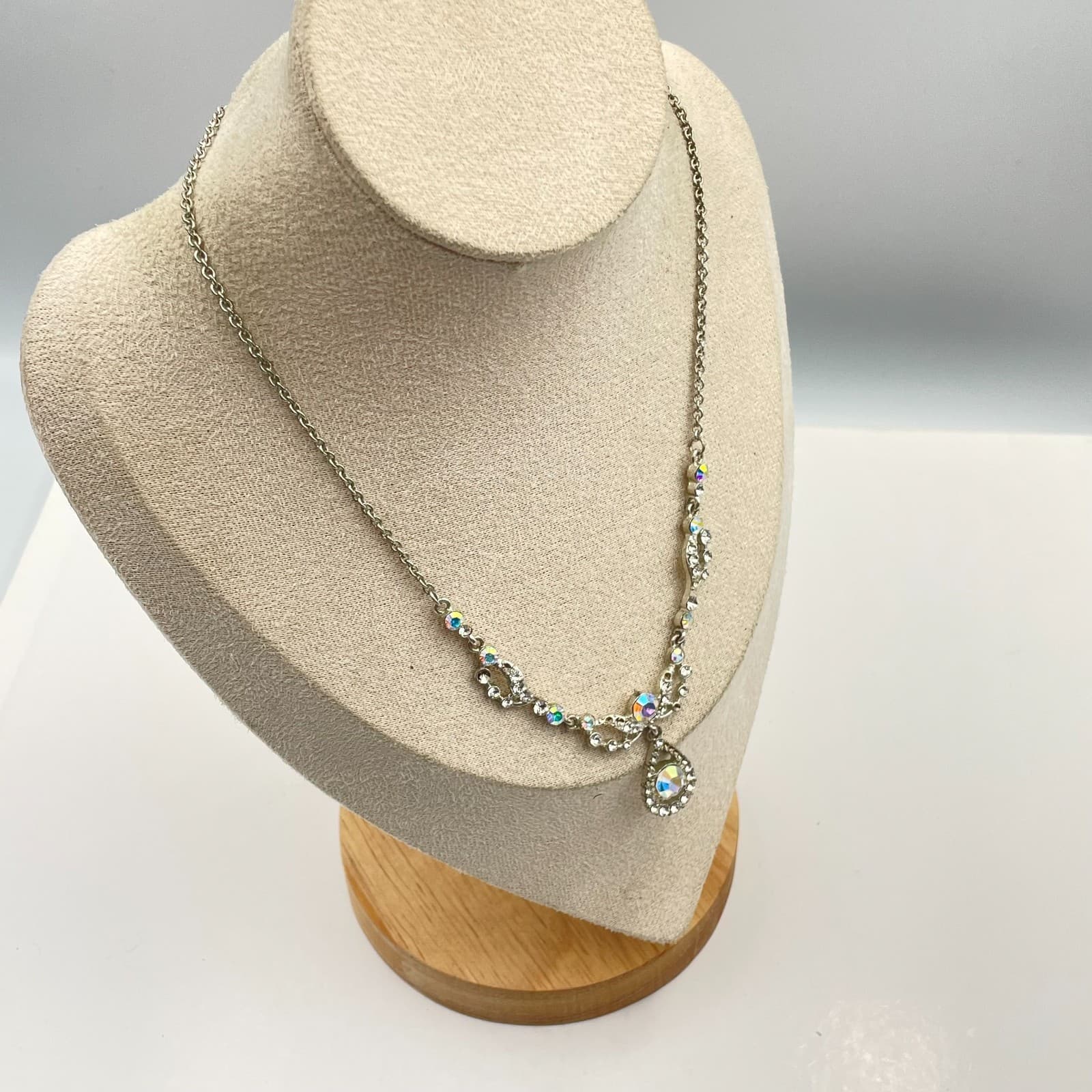 Vintage Aurora Borealis AB Rhinestone Teardrop Necklace Silver Tone Prom Bridal - Thumbnail 3