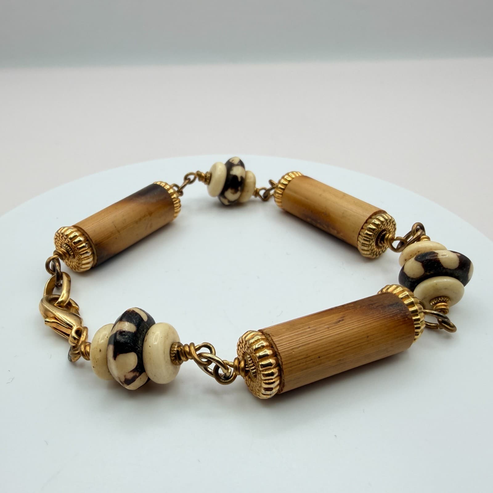 Vintage 90s Gold Tone Beaded Bracelet Boho Women's Classic Fashion Jewelry - Image 1