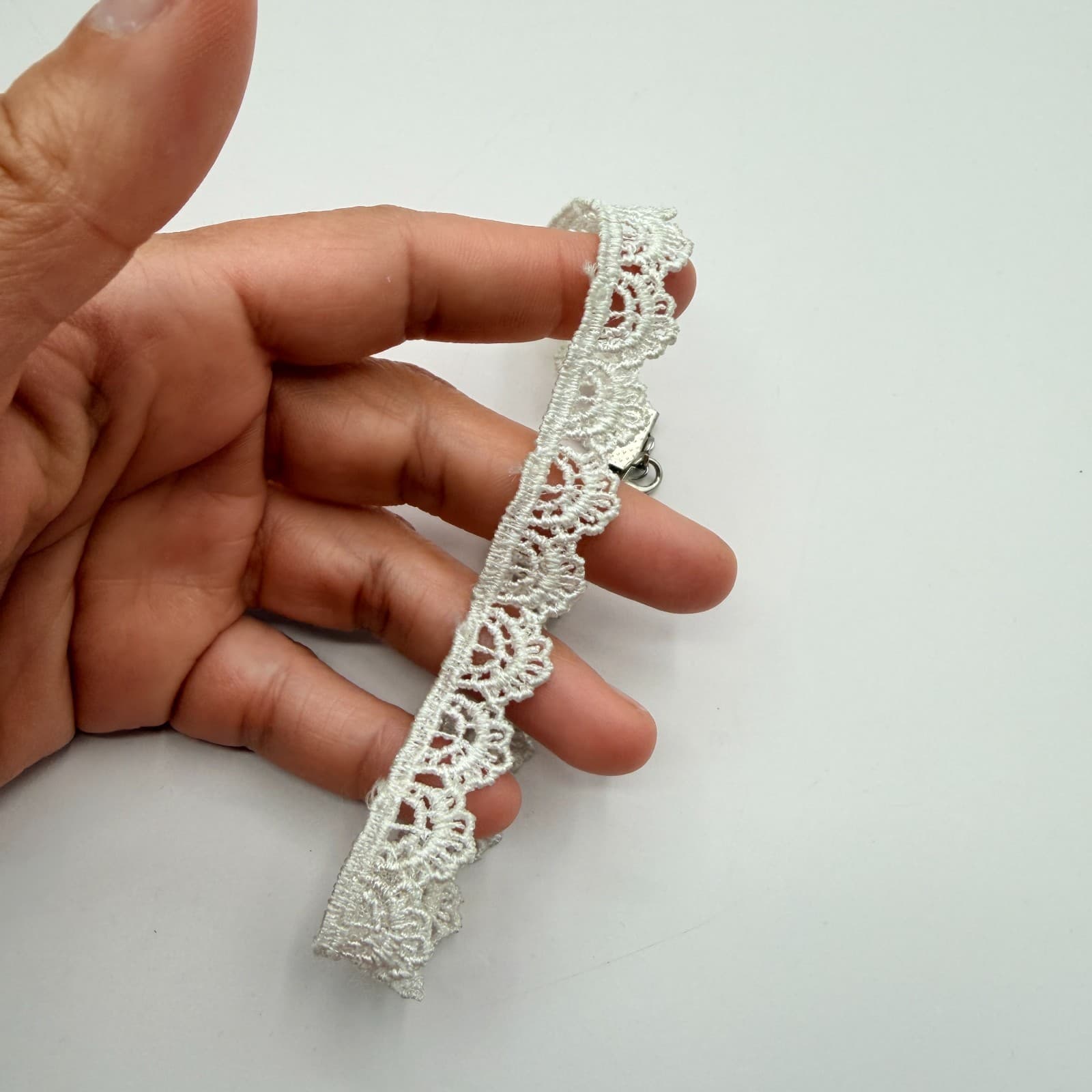 VTG Y2K Silver Tone Cream Lace Crochet Choker Necklace Women's Fashion Jewelry - Thumbnail 8