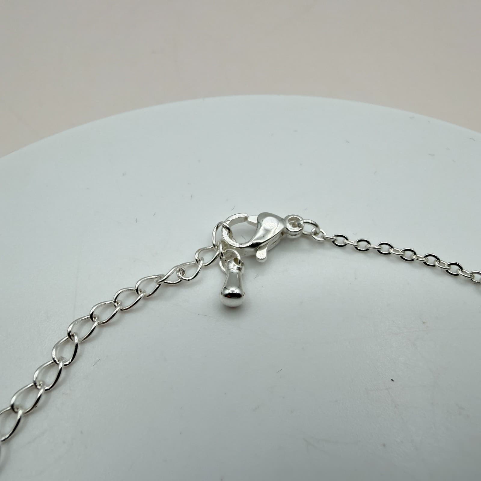 Vintage 90s Silver Tone Arrow Charm Bracelet Minimalist Women's Classic Jewelry - Thumbnail 6