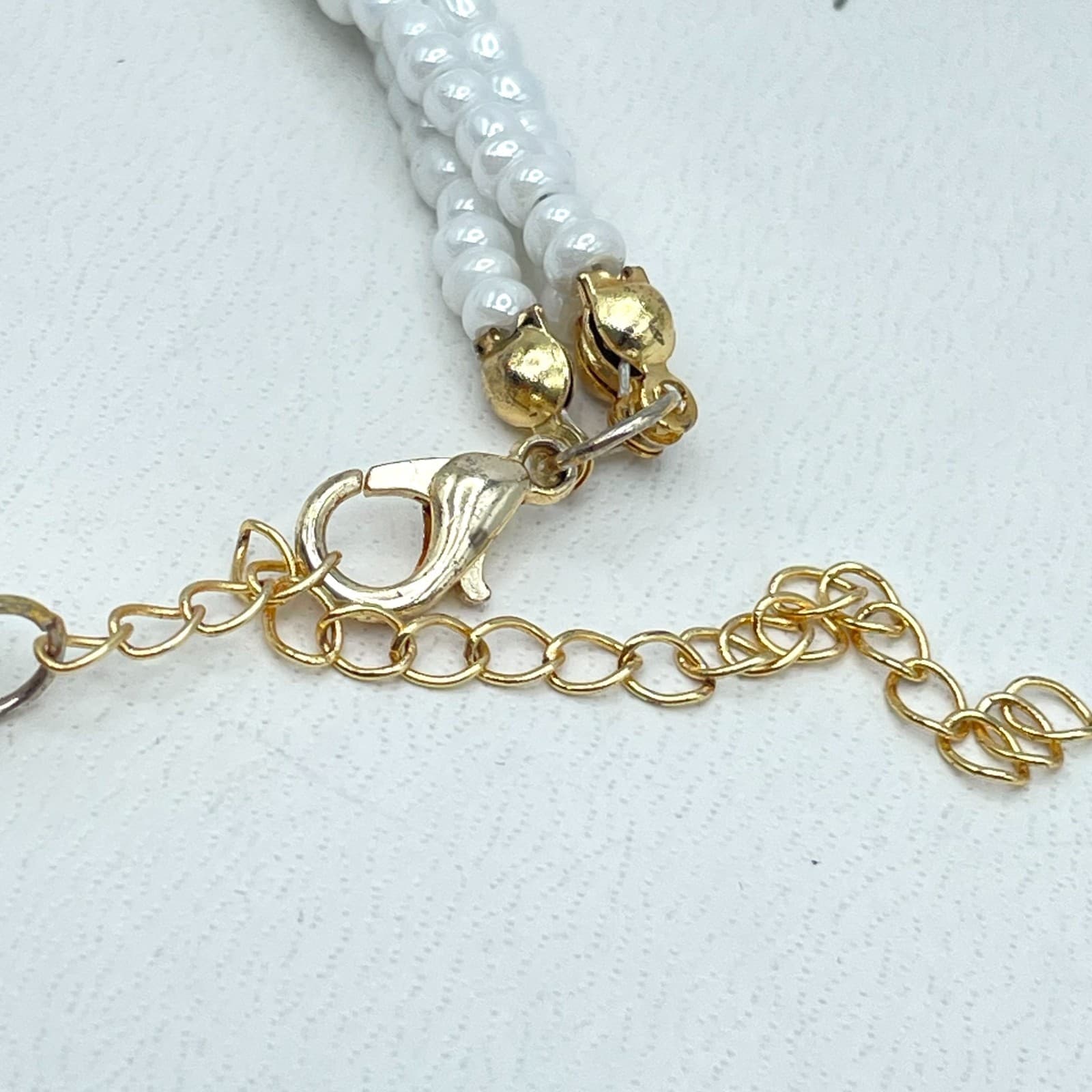 Vintage 90s Gold Tone Triple Strand White Seed Beaded Evil Eye Bracelet Jewelry - Thumbnail 5