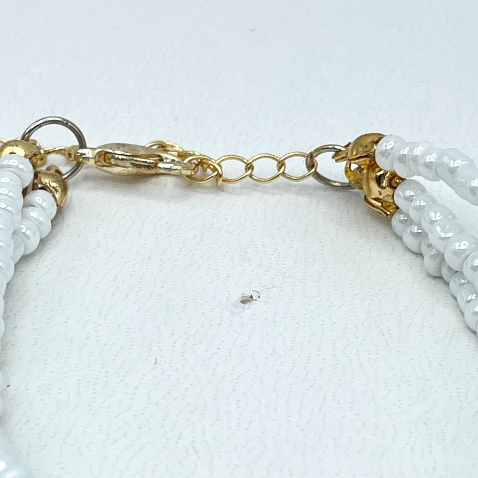 Vintage 90s Gold Tone Triple Strand White Seed Beaded Evil Eye Bracelet Jewelry - Thumbnail 4
