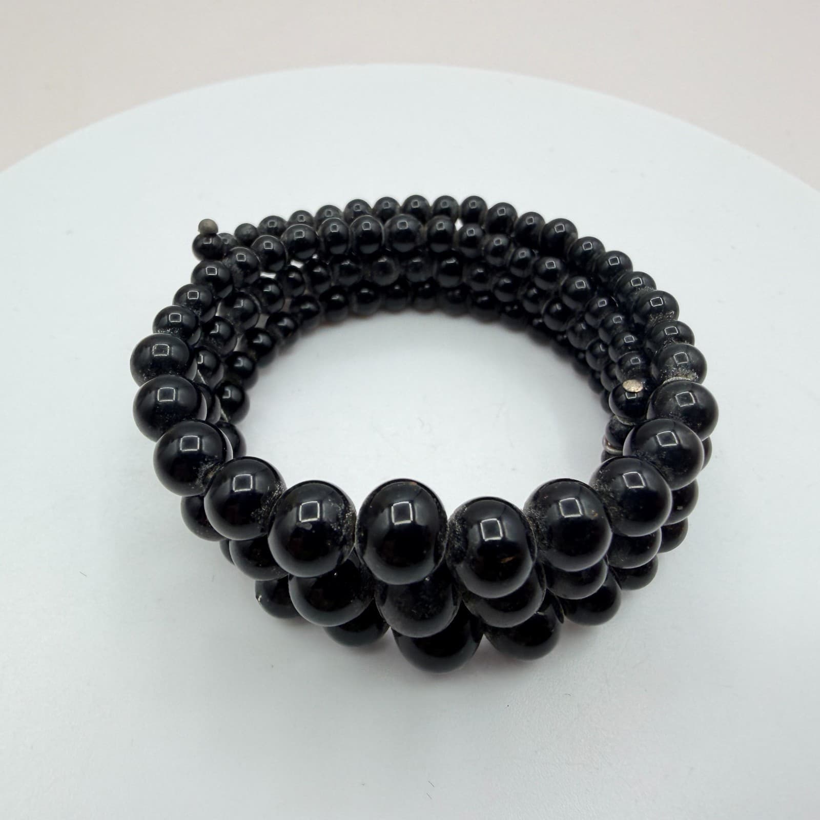 Vintage 90s Black Beaded Memory Wire Wrap Bracelet Women's Classic Jewelry - Thumbnail 3