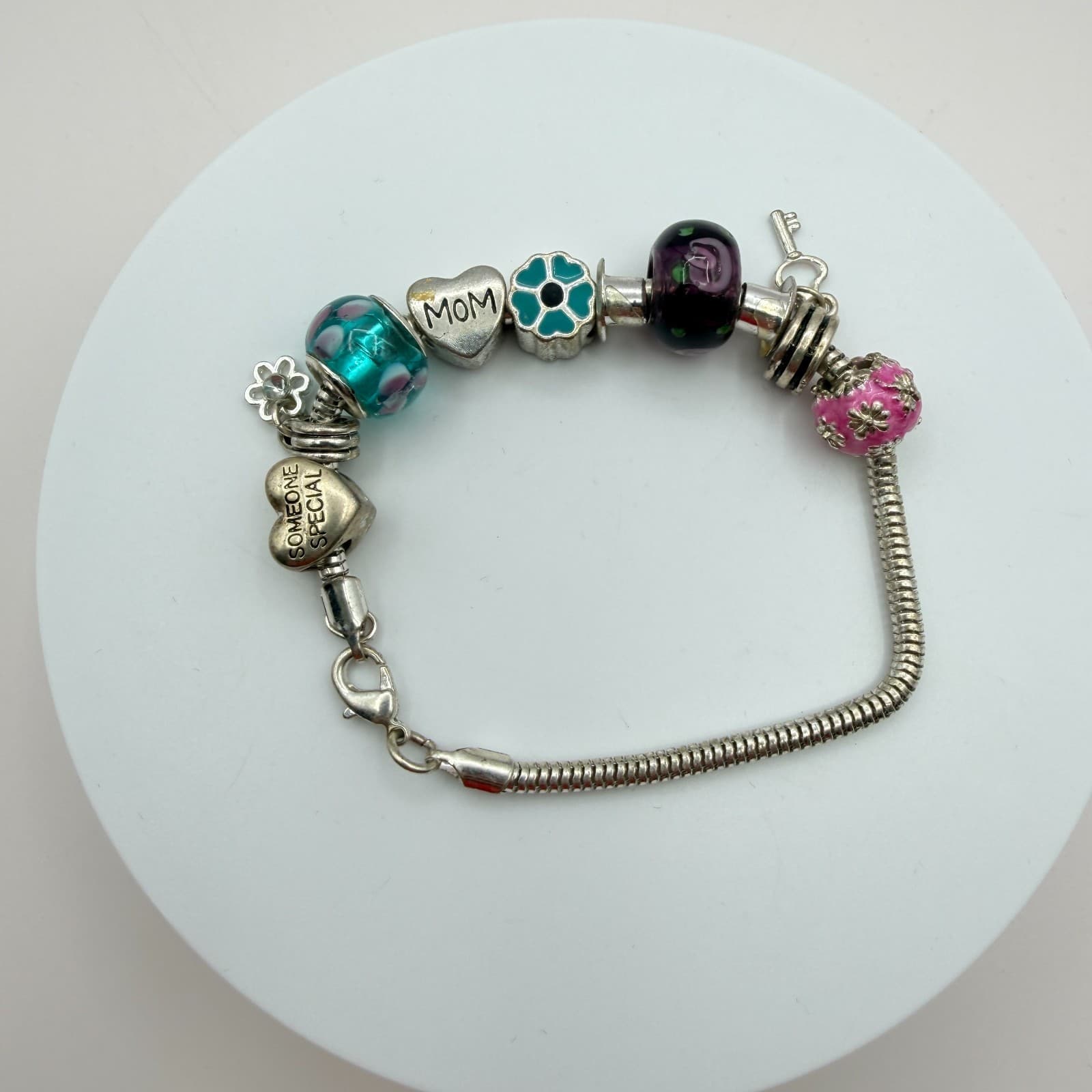 Vintage 90s Silver Tone Someone Special Mom Charm Bracelet Glass Beads Jewelry - Thumbnail 3