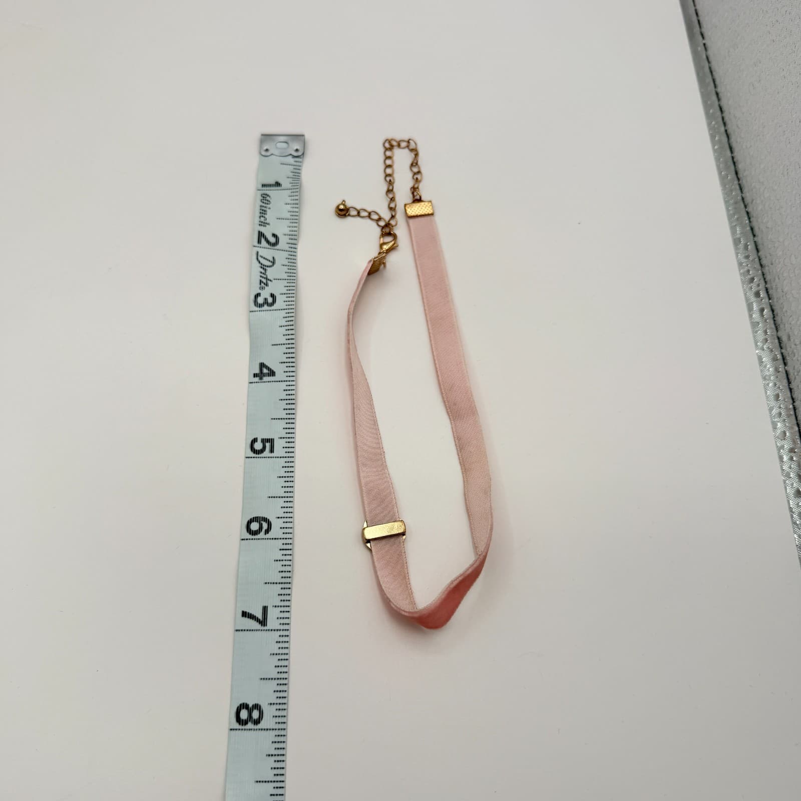 VTG Y2K Gold Tone Smiley Face Charm Pink Velvet Choker Necklace Fashion Jewelry - Thumbnail 11