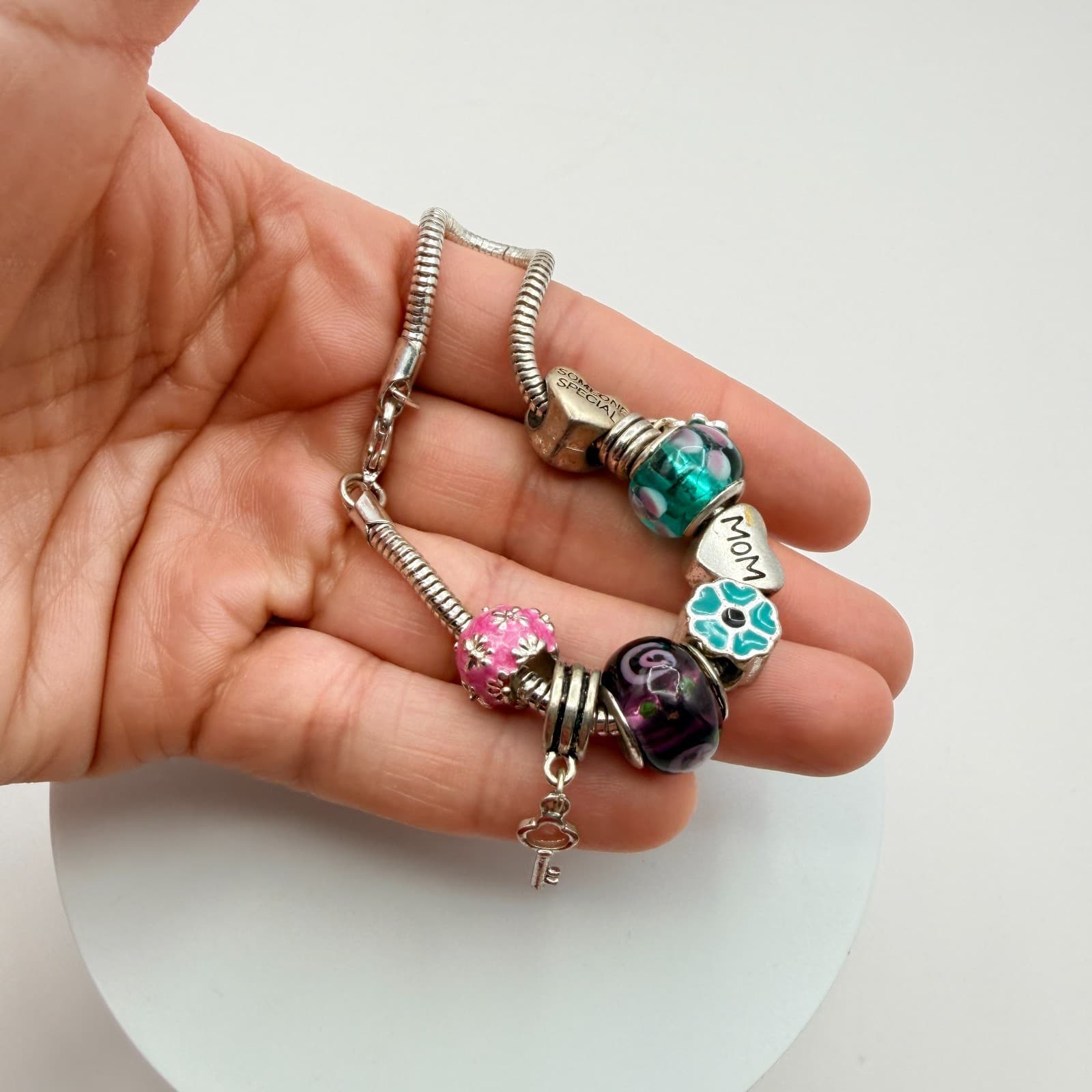 Vintage 90s Silver Tone Someone Special Mom Charm Bracelet Glass Beads Jewelry - Thumbnail 10