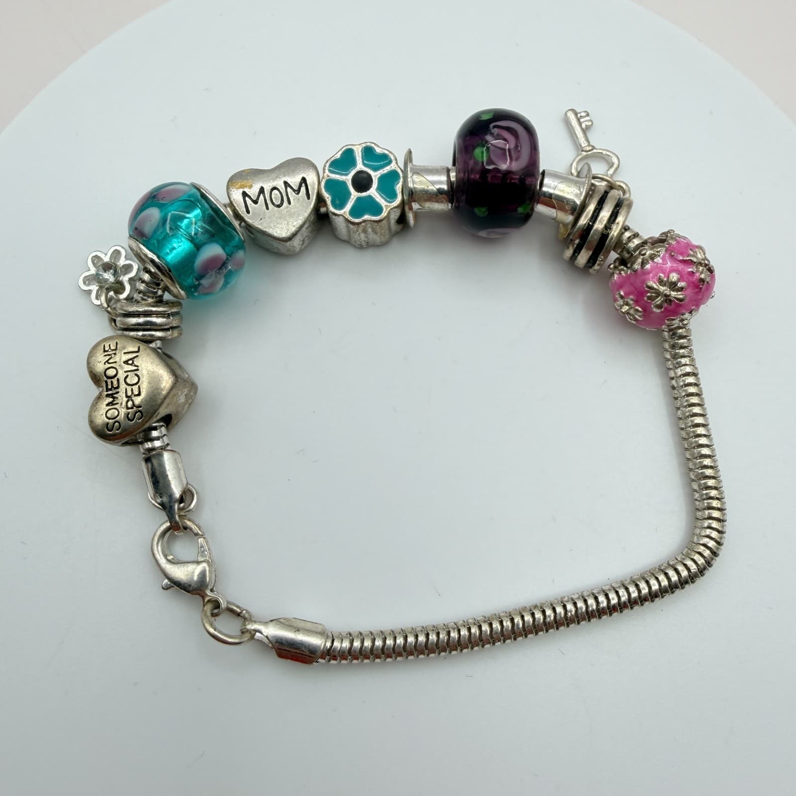 Vintage 90s Silver Tone Someone Special Mom Charm Bracelet Glass Beads Jewelry - Image 1