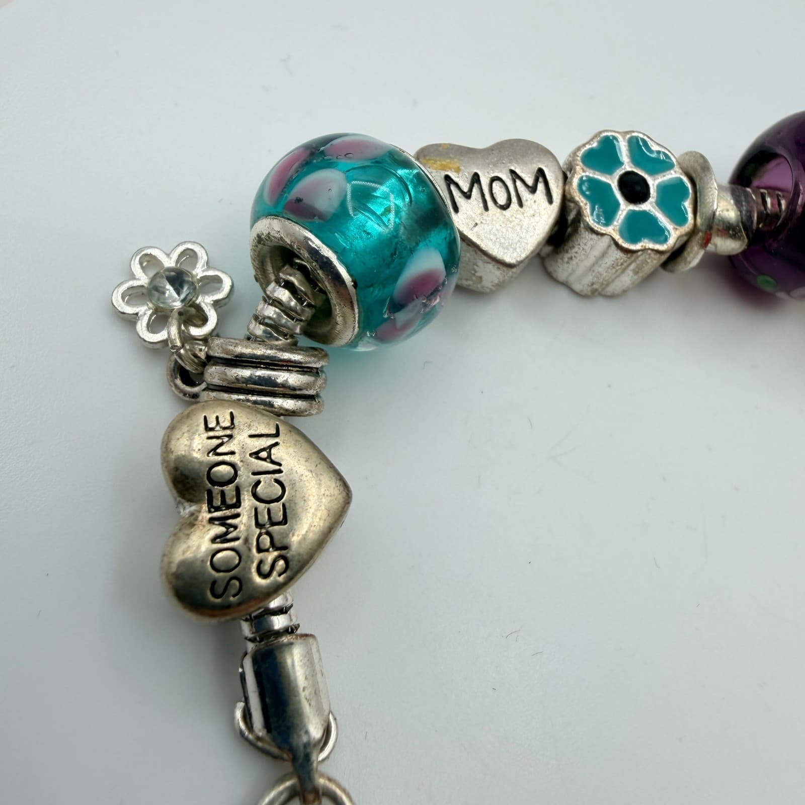Vintage 90s Silver Tone Someone Special Mom Charm Bracelet Glass Beads Jewelry - Thumbnail 4
