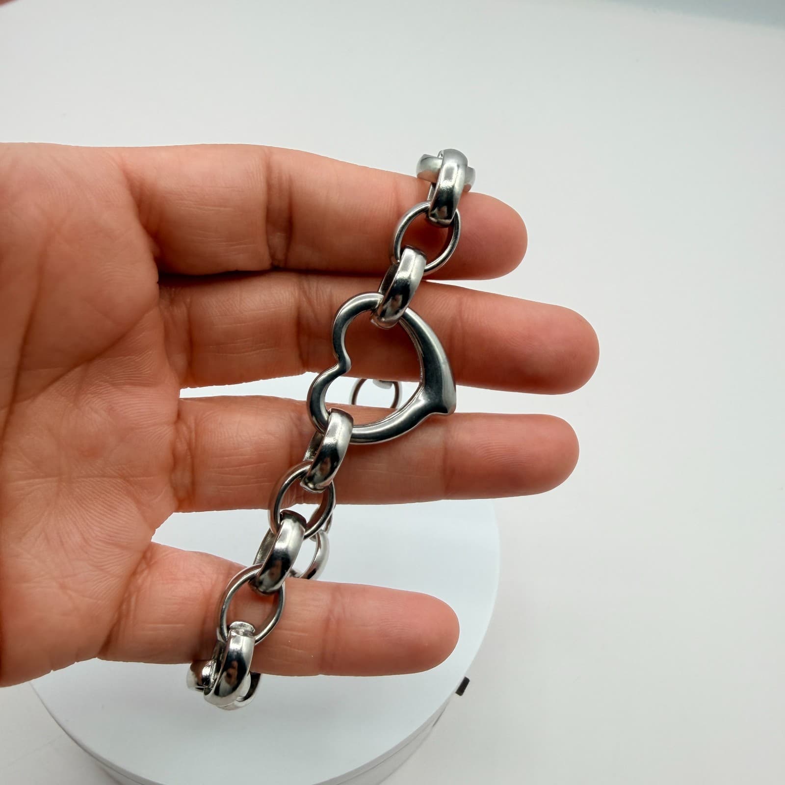 Vintage 80s Silver Tone Rol Link Bracelet Polished Heart Clasp Statement Jewelry - Thumbnail 9