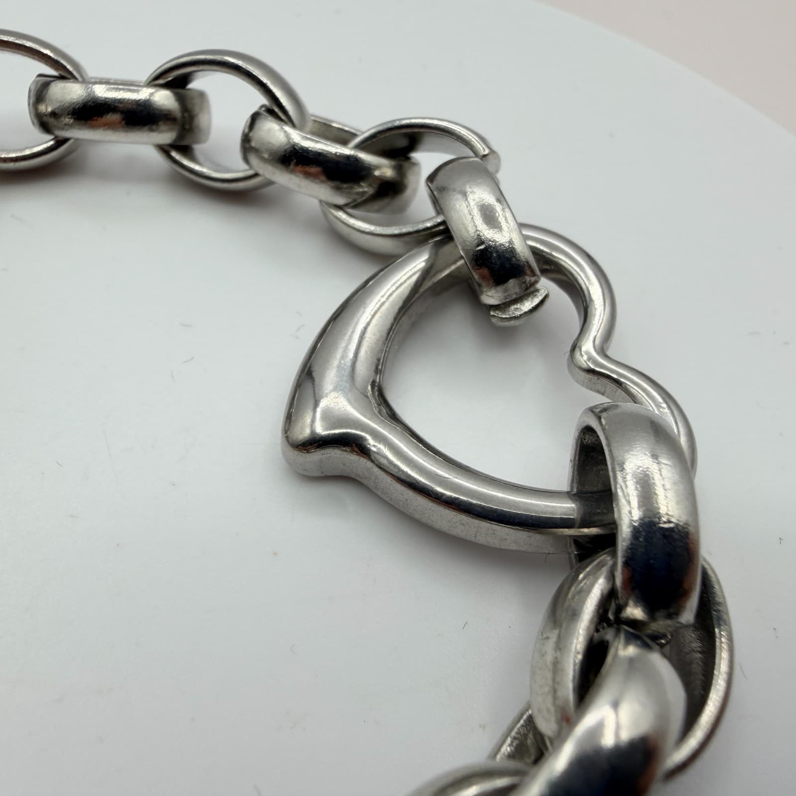 Vintage 80s Silver Tone Rol Link Bracelet Polished Heart Clasp Statement Jewelry - Thumbnail 8