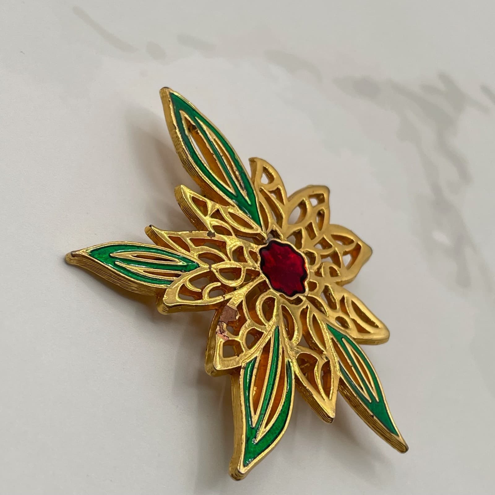 Vintage VTG Gold-Tone Poinsettia Flower Brooch Pin Green Red Enamel Leave - Thumbnail 10