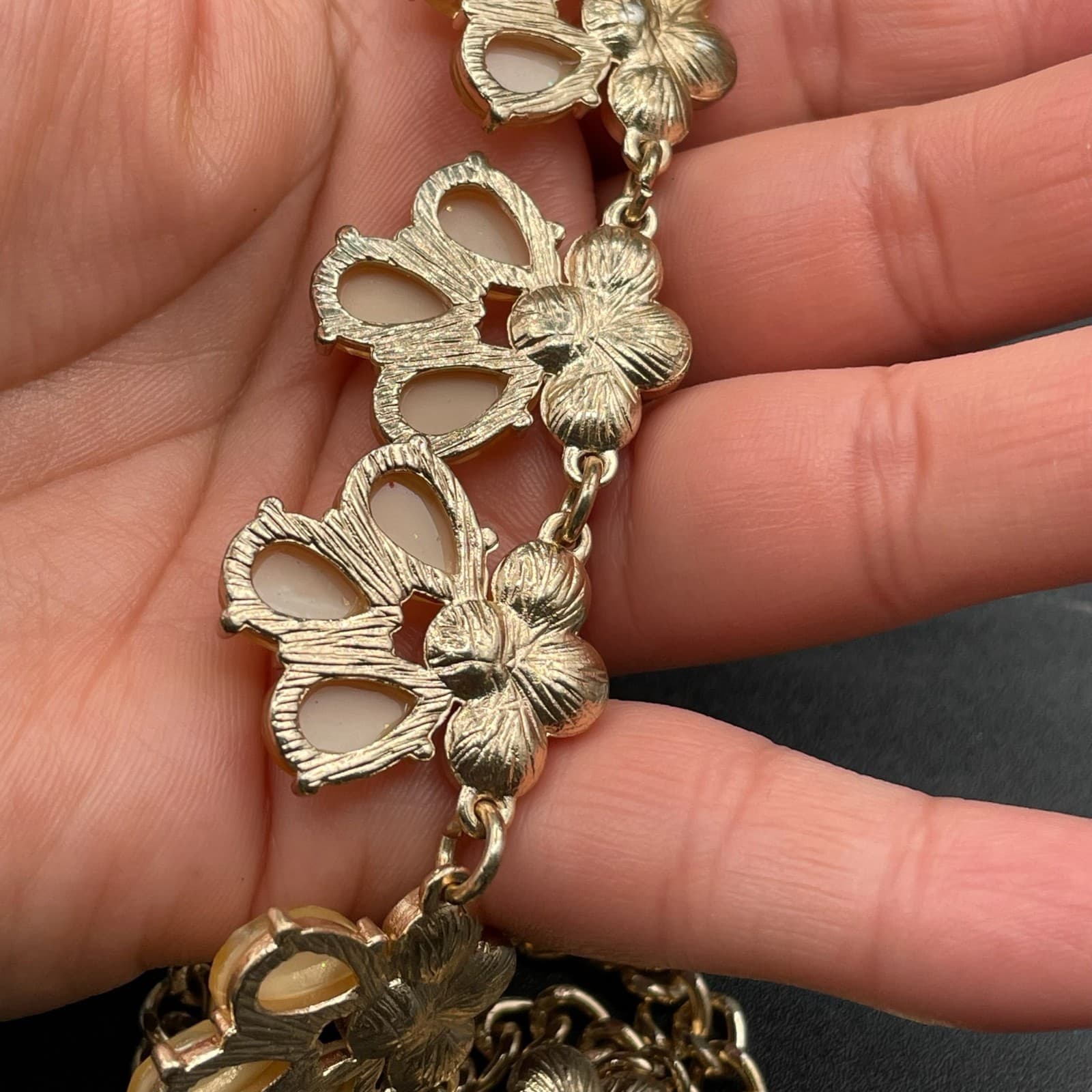 Vintage Faux Opal Rhinestone Gold-Tone Floral Cluster Fashion Bib Necklace - Thumbnail 18