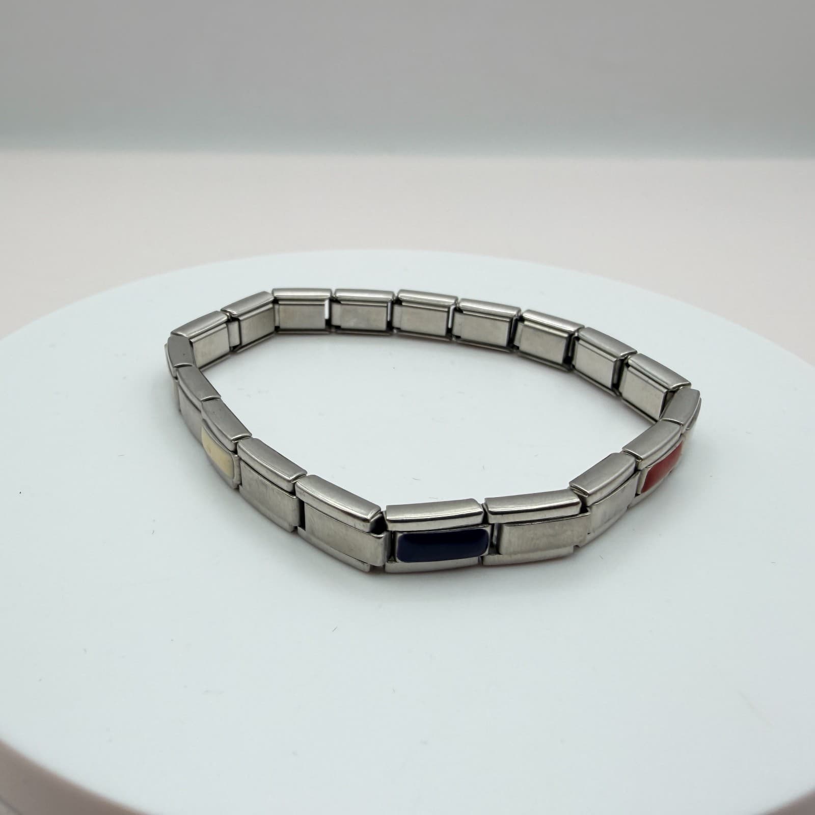 Vintage 90s Silver Tone Italian Charm Bracelet Classic Fashion Women's Jewelry - Thumbnail 2