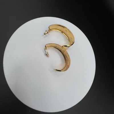 Vintage Black Enamel Wavy Gold Tone Hoop Earrings Fashion Jewelry - Thumbnail 3