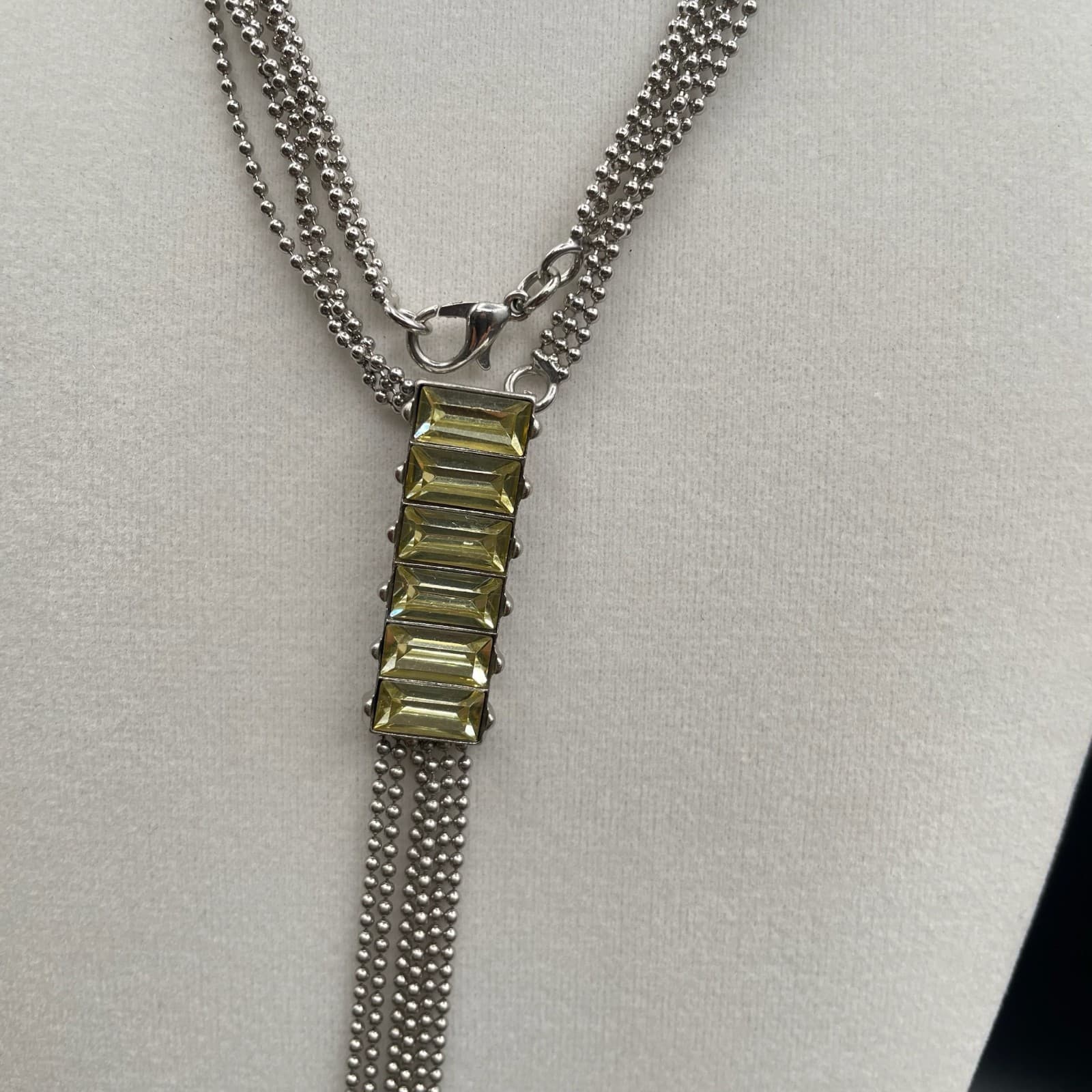 Vintage Yellow Green Glass Rhinestones Silver-Tone Classic Tassel Necklace - 20" - Thumbnail 6