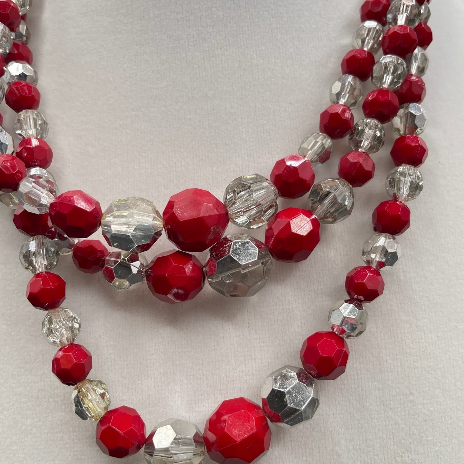 Vintage Red Clear Glass Faceted Beaded Classic Multi-Strand Collar Necklace - Thumbnail 6