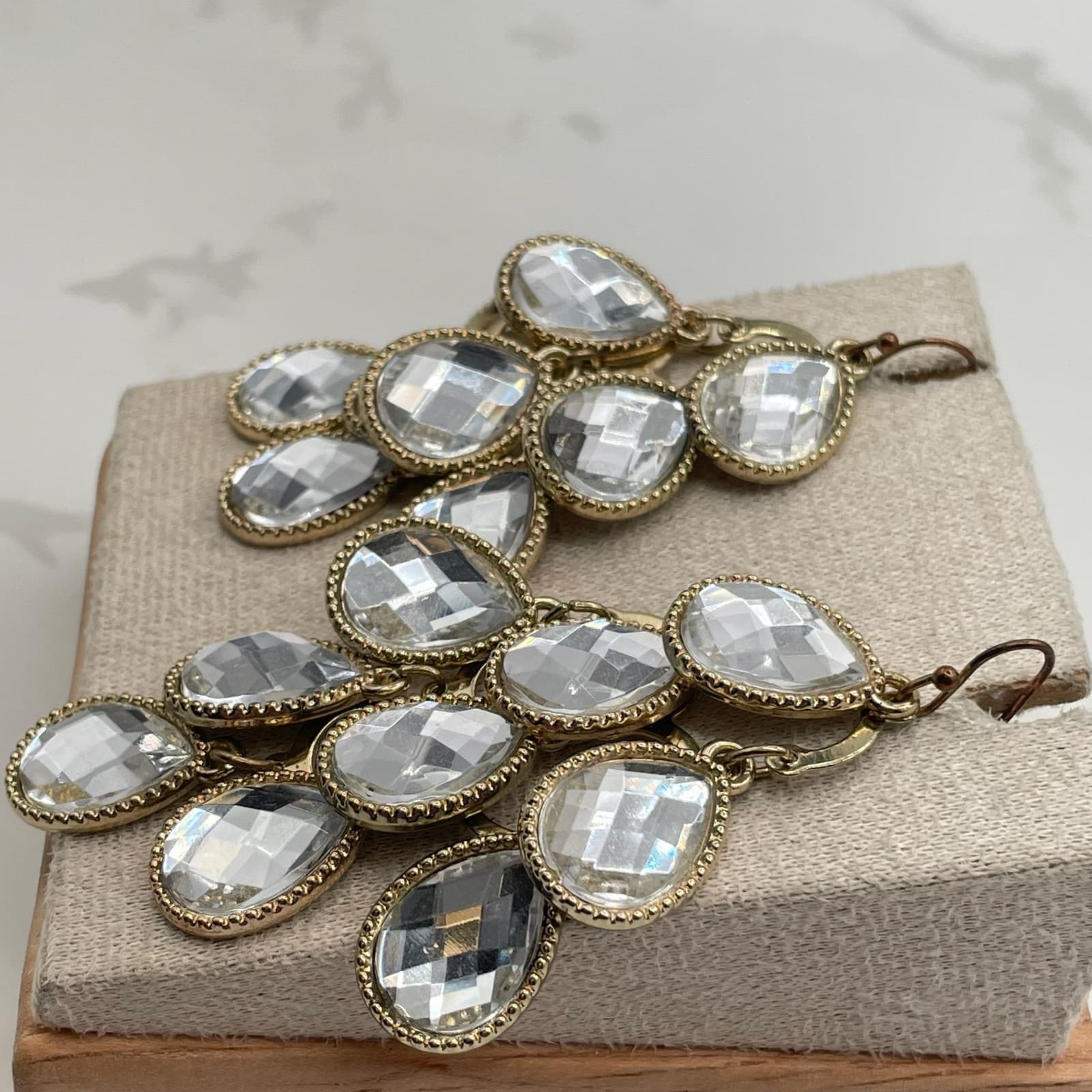 Vintage Gold-Tone Tiered Teardrop Chandelier Earrings with Faceted Clear Glass - Thumbnail 9