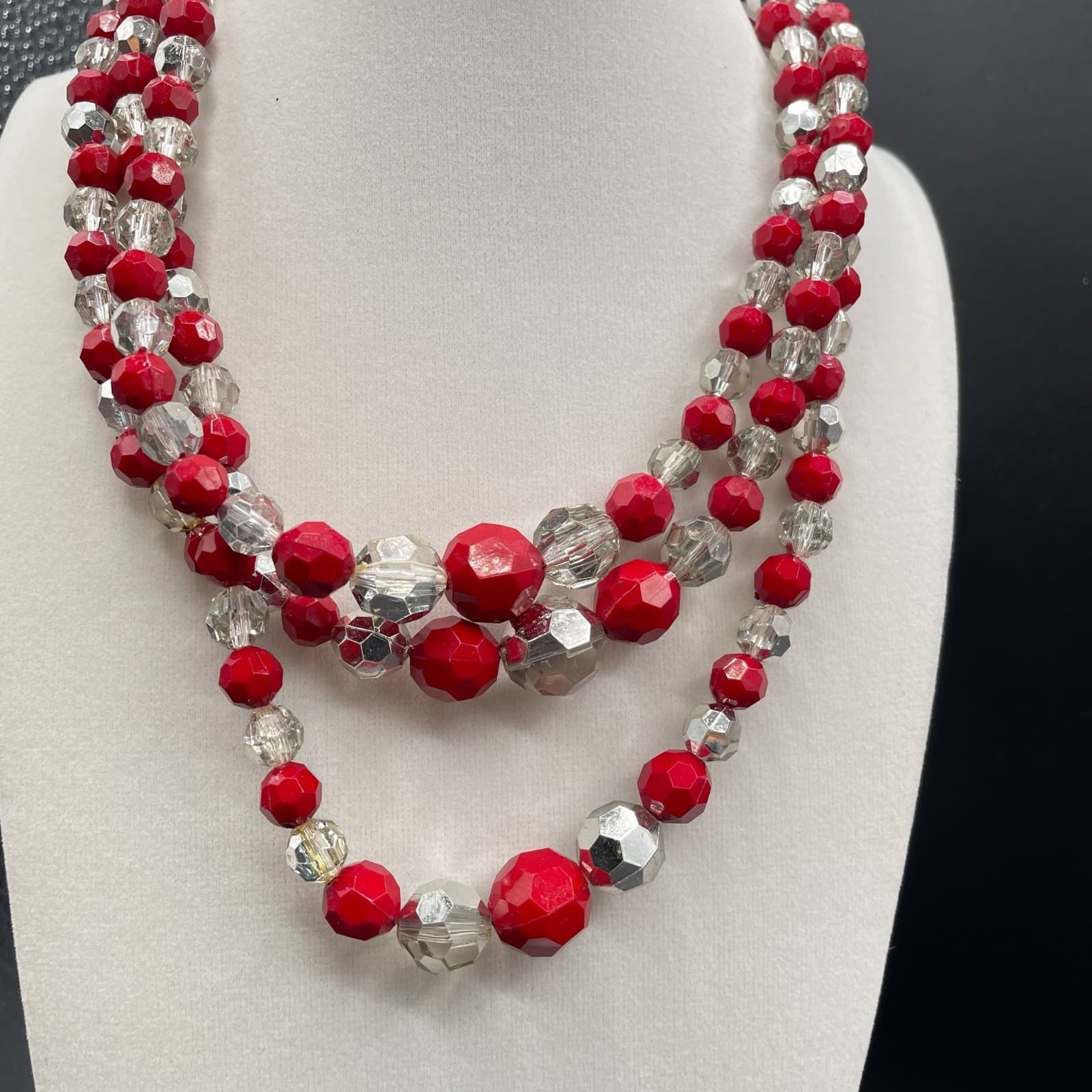 Vintage Red Clear Glass Faceted Beaded Classic Multi-Strand Collar Necklace - Thumbnail 2