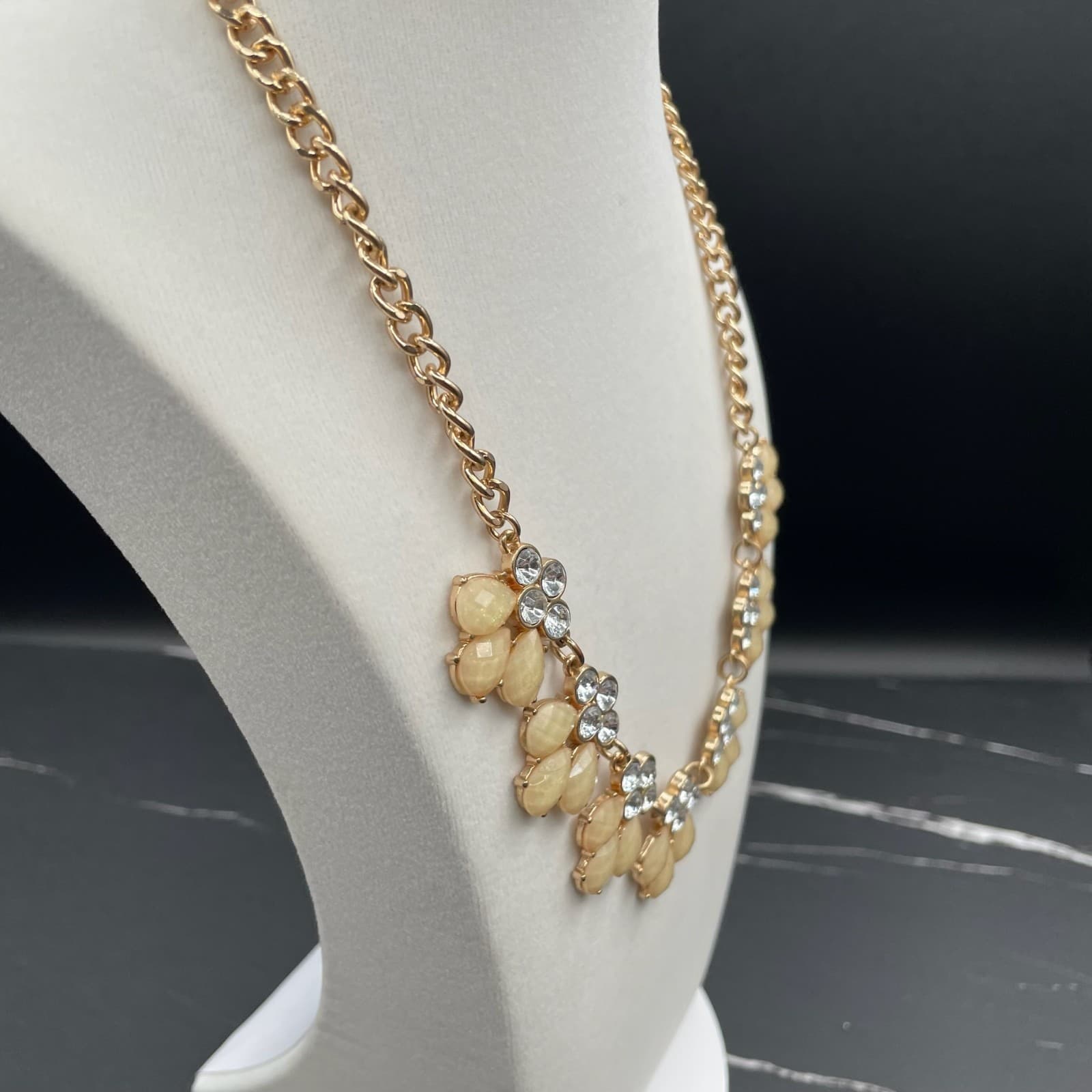 Vintage Faux Opal Rhinestone Gold-Tone Floral Cluster Fashion Bib Necklace - Thumbnail 9