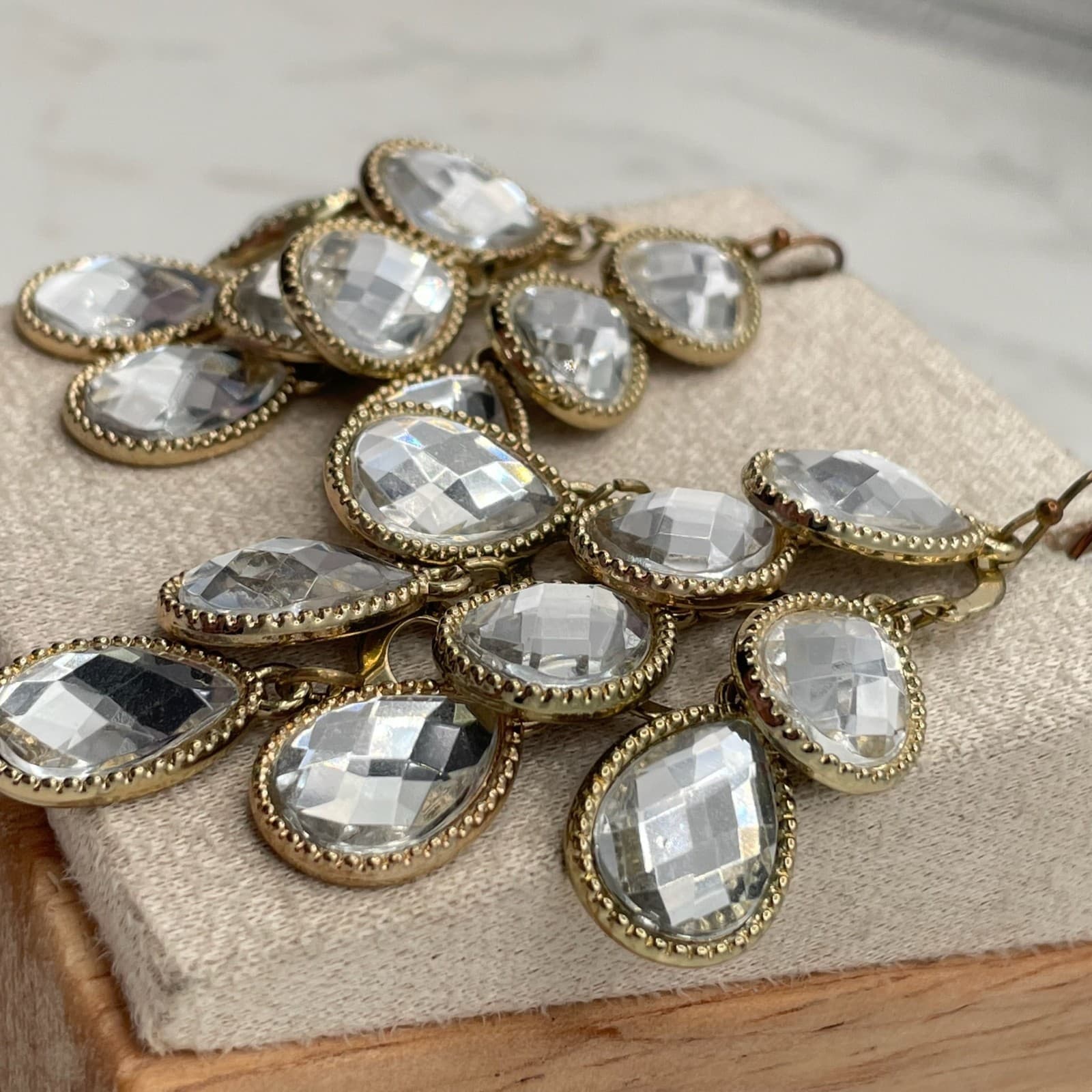 Vintage Gold-Tone Tiered Teardrop Chandelier Earrings with Faceted Clear Glass - Thumbnail 8