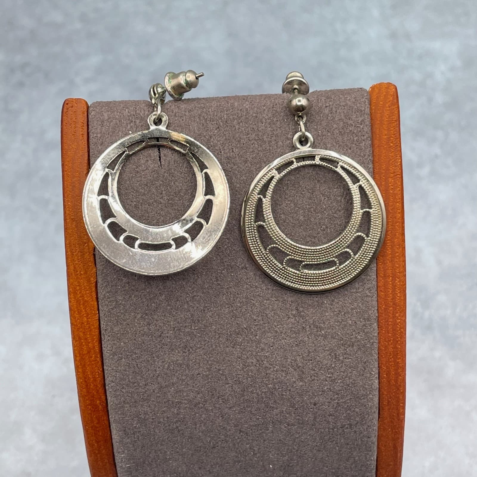 Vintage Silver Tone Cutout Textured Round Hoop Dangle Modern Post Stud Drop - Thumbnail 6