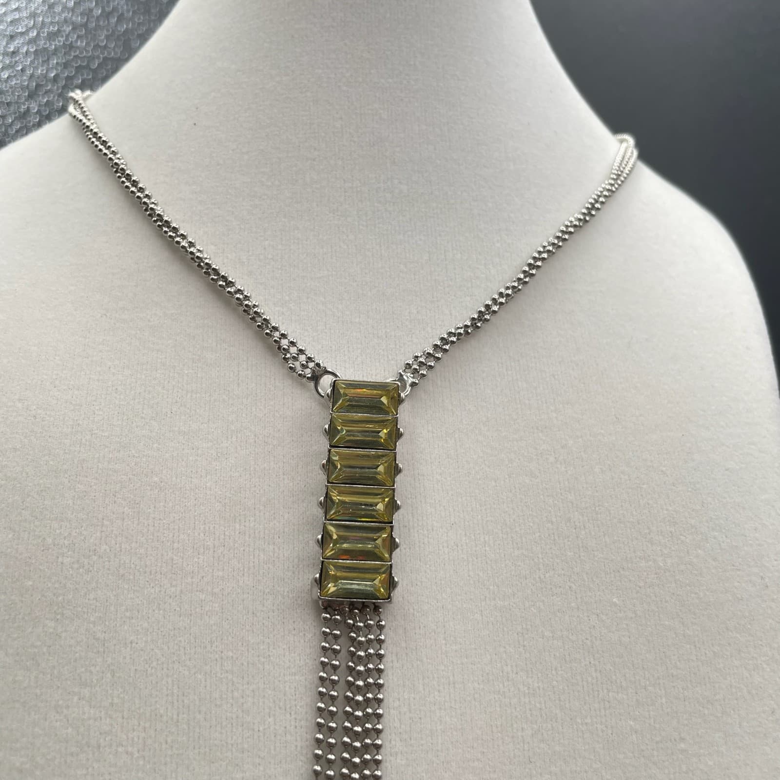 Vintage Yellow Green Glass Rhinestones Silver-Tone Classic Tassel Necklace - 20" - Thumbnail 3