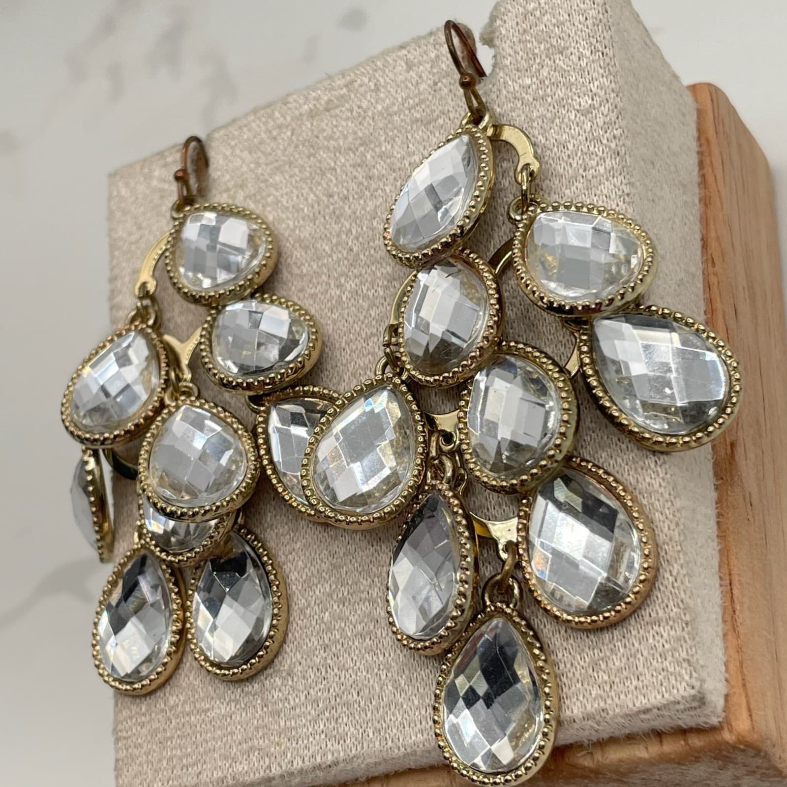 Vintage Gold-Tone Tiered Teardrop Chandelier Earrings with Faceted Clear Glass - Thumbnail 7