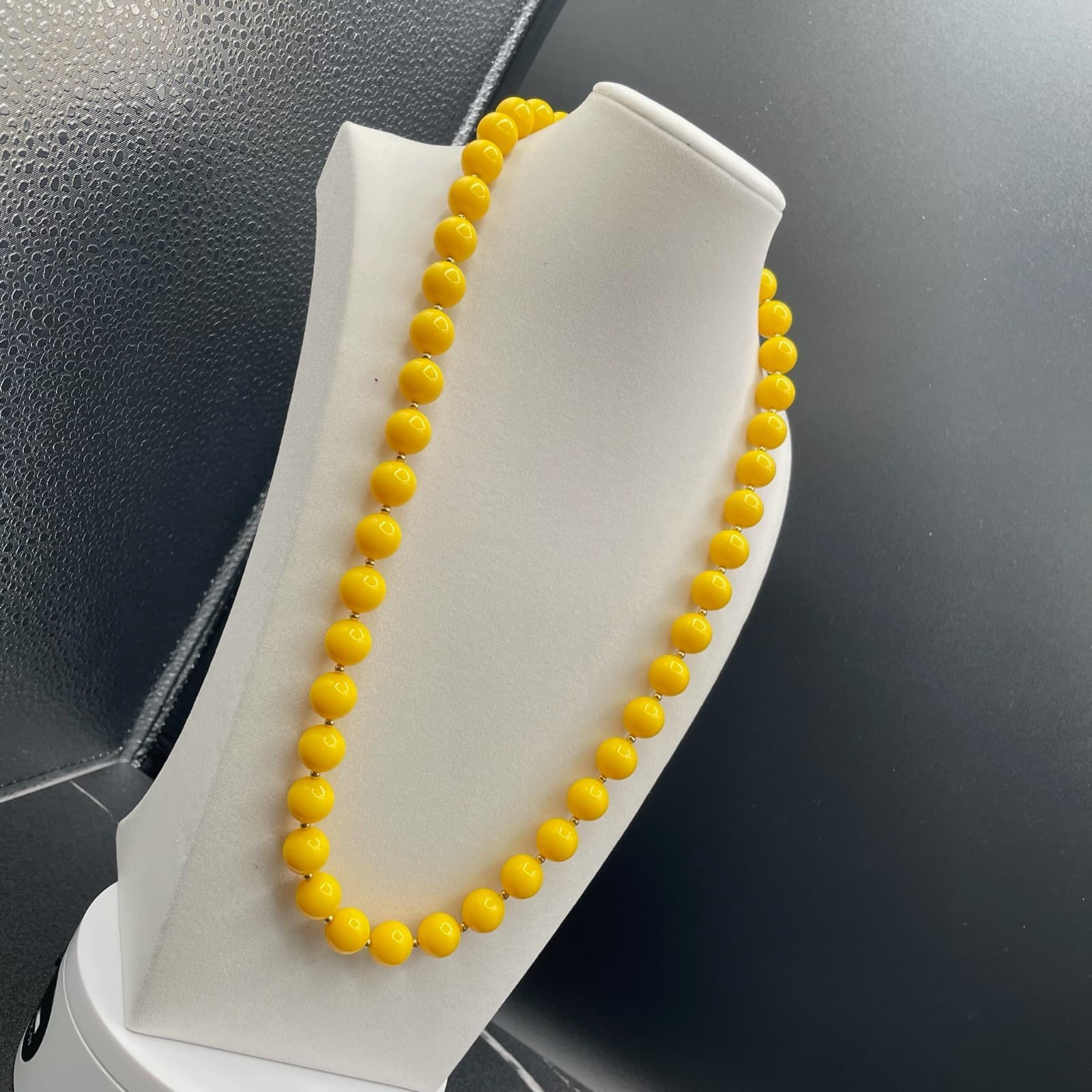 Vintage Yellow Graduated Glossy Retro Fashion Classic Bead Necklace - Thumbnail 5