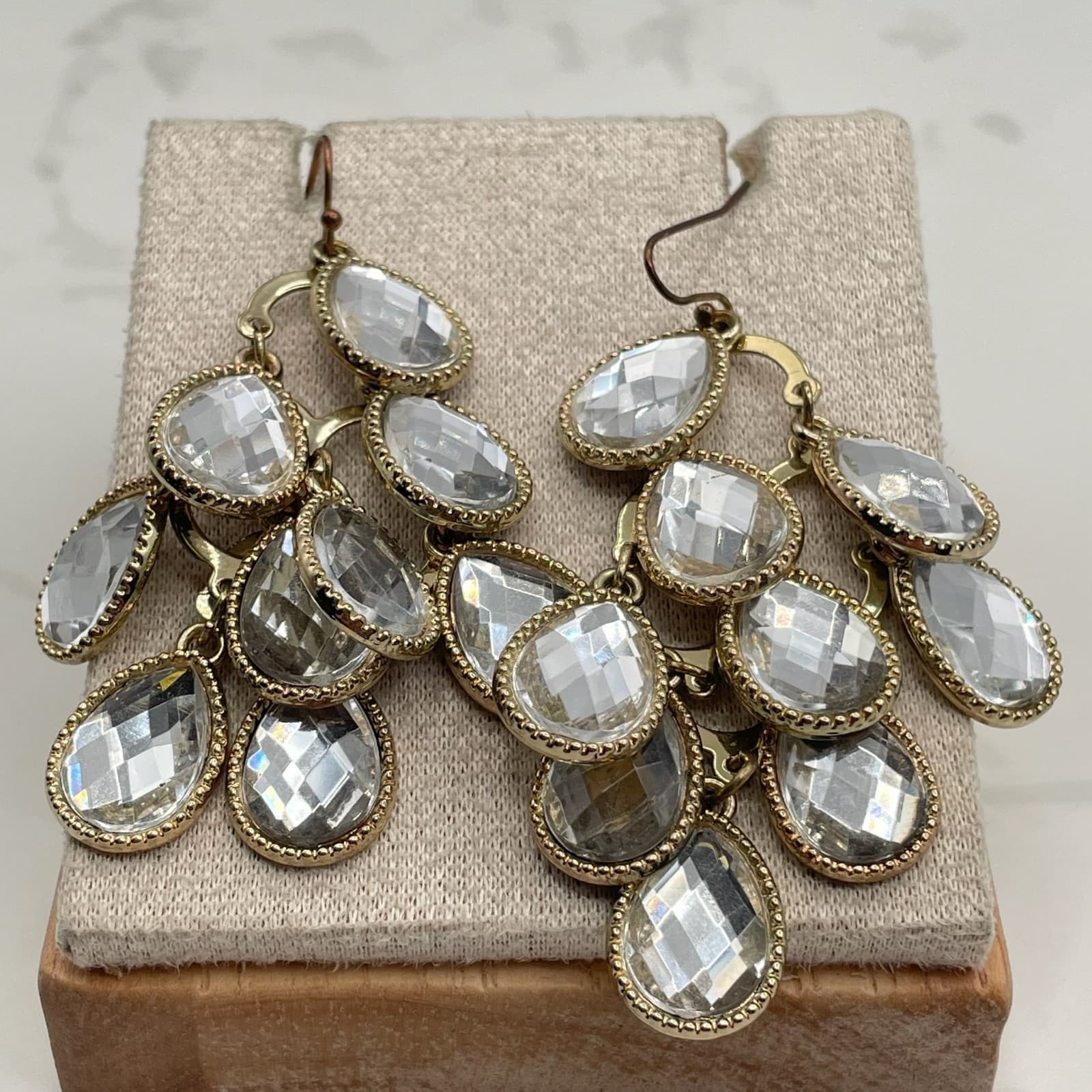 Vintage Gold-Tone Tiered Teardrop Chandelier Earrings with Faceted Clear Glass - Thumbnail 4
